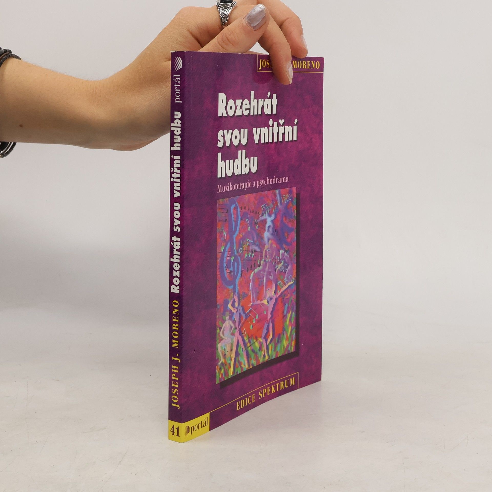Joseph J. Moreno Rozehrát svou vnitřní hudbu