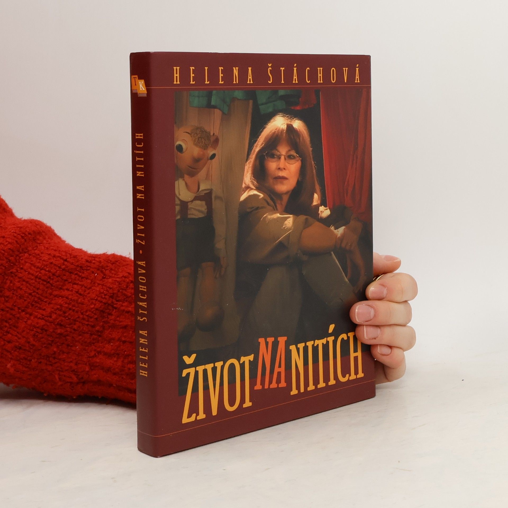 Helena Štáchová Život na nitích