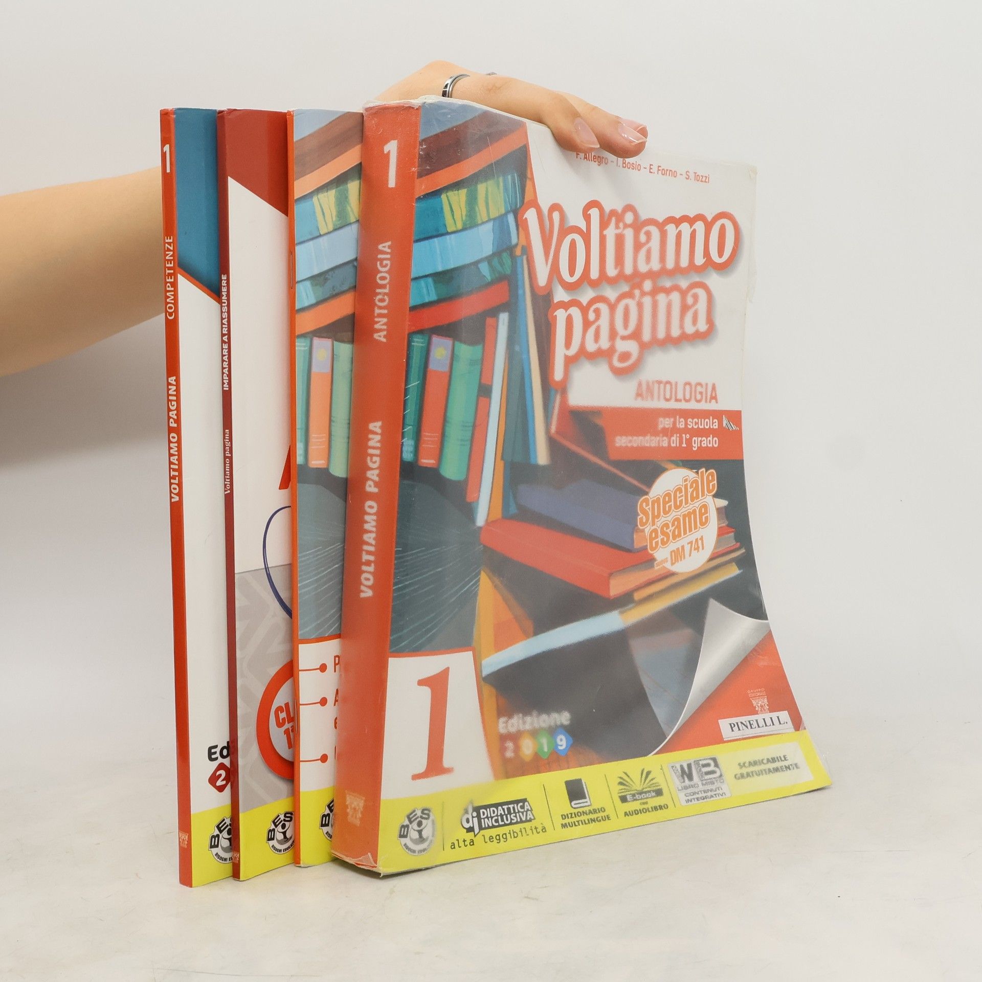 Autores varios Voltiamo pagina 1