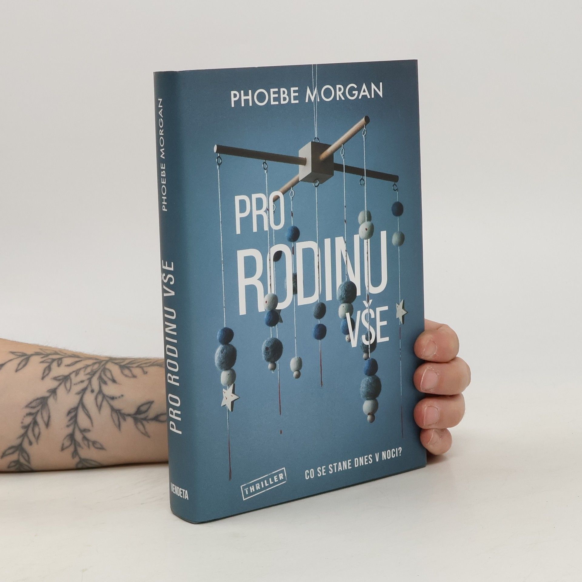 Phoebe Morgan Pro rodinu vše