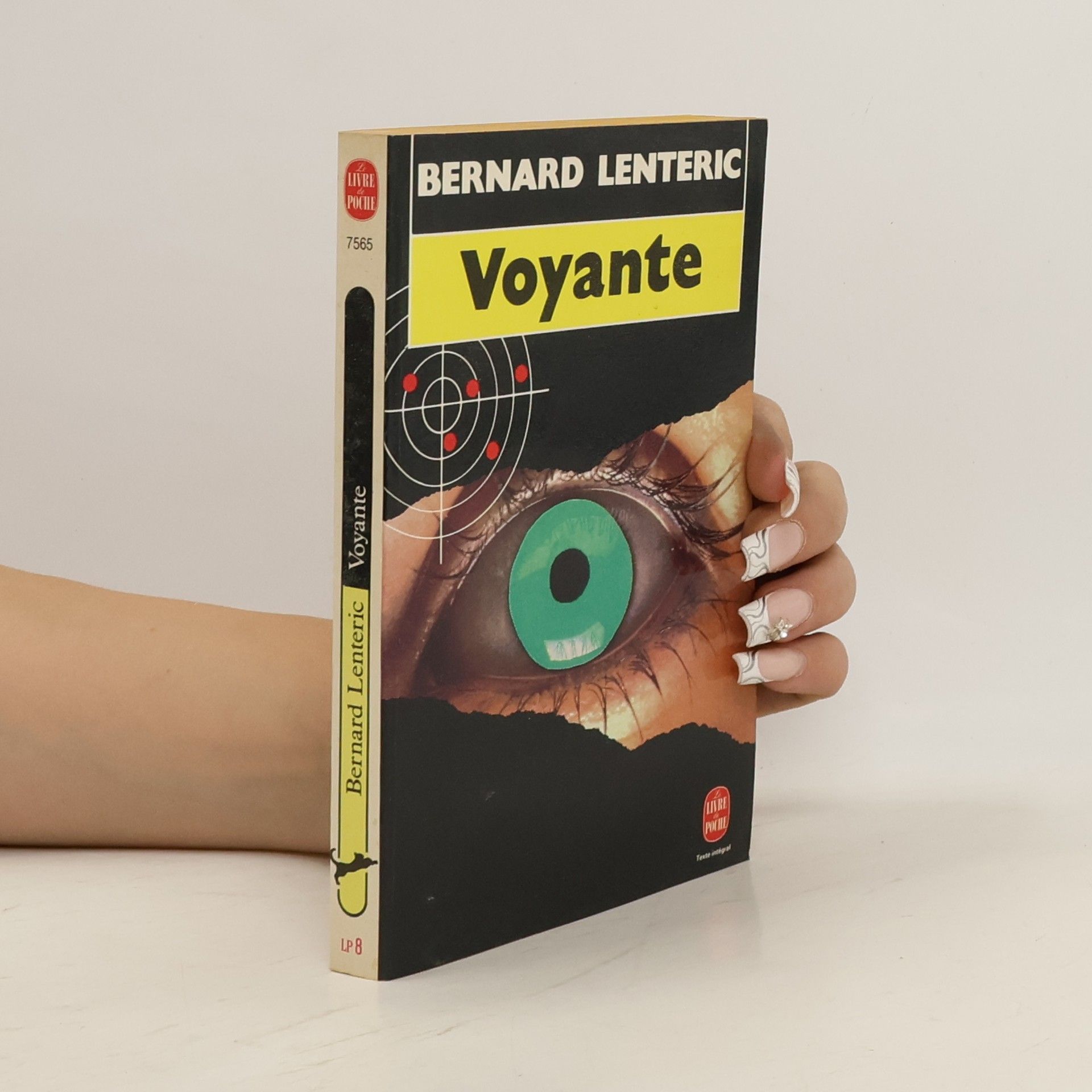 Bernard Lenteric Voyante