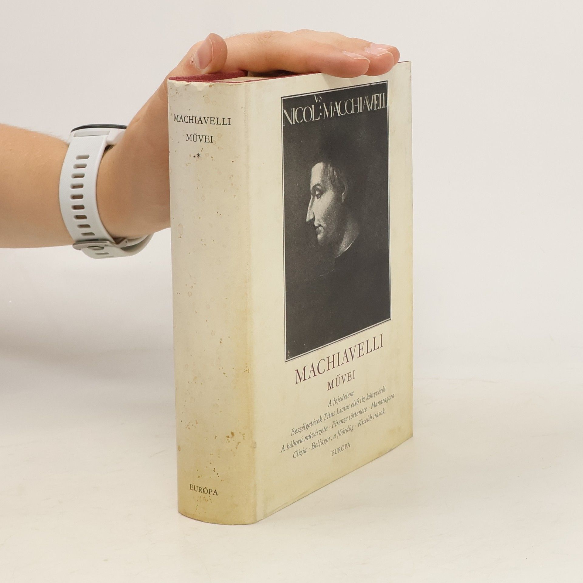 Kolektiv autorů Machiavelli Müvei