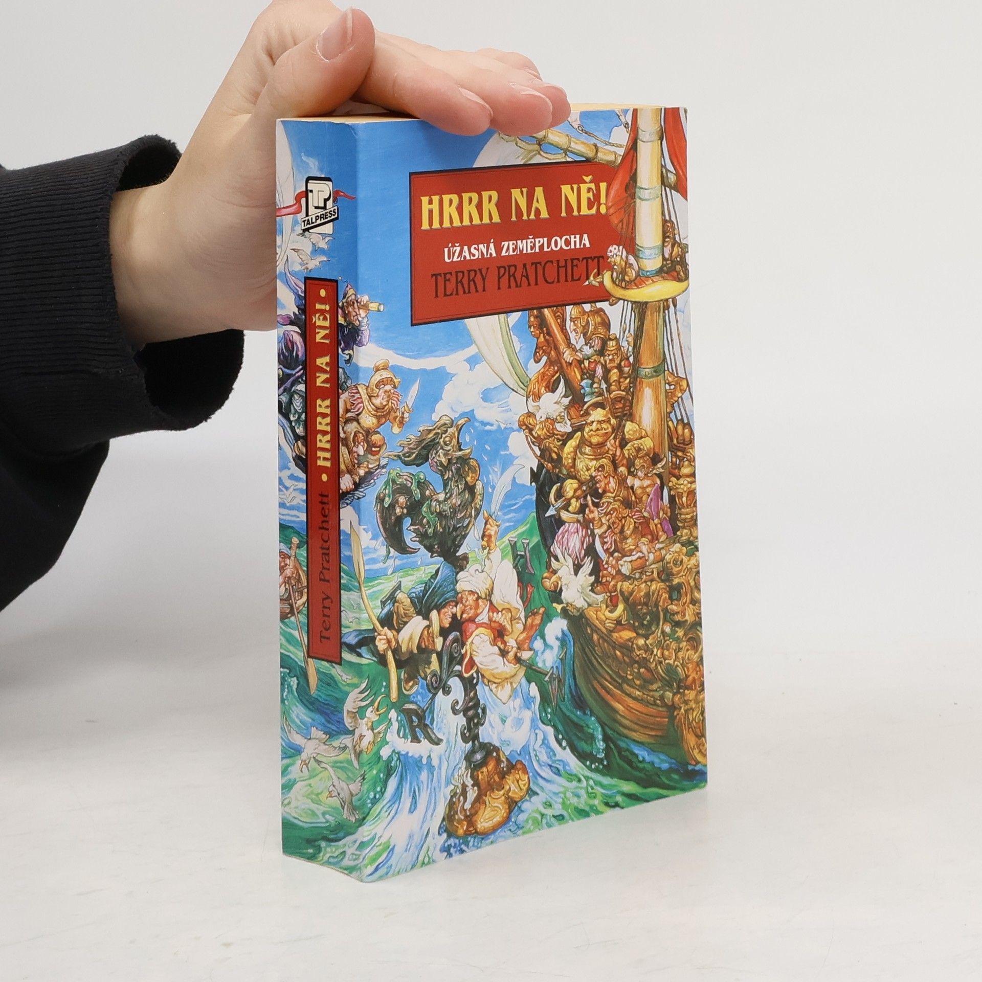 Terry Pratchett Hrrr na ně!