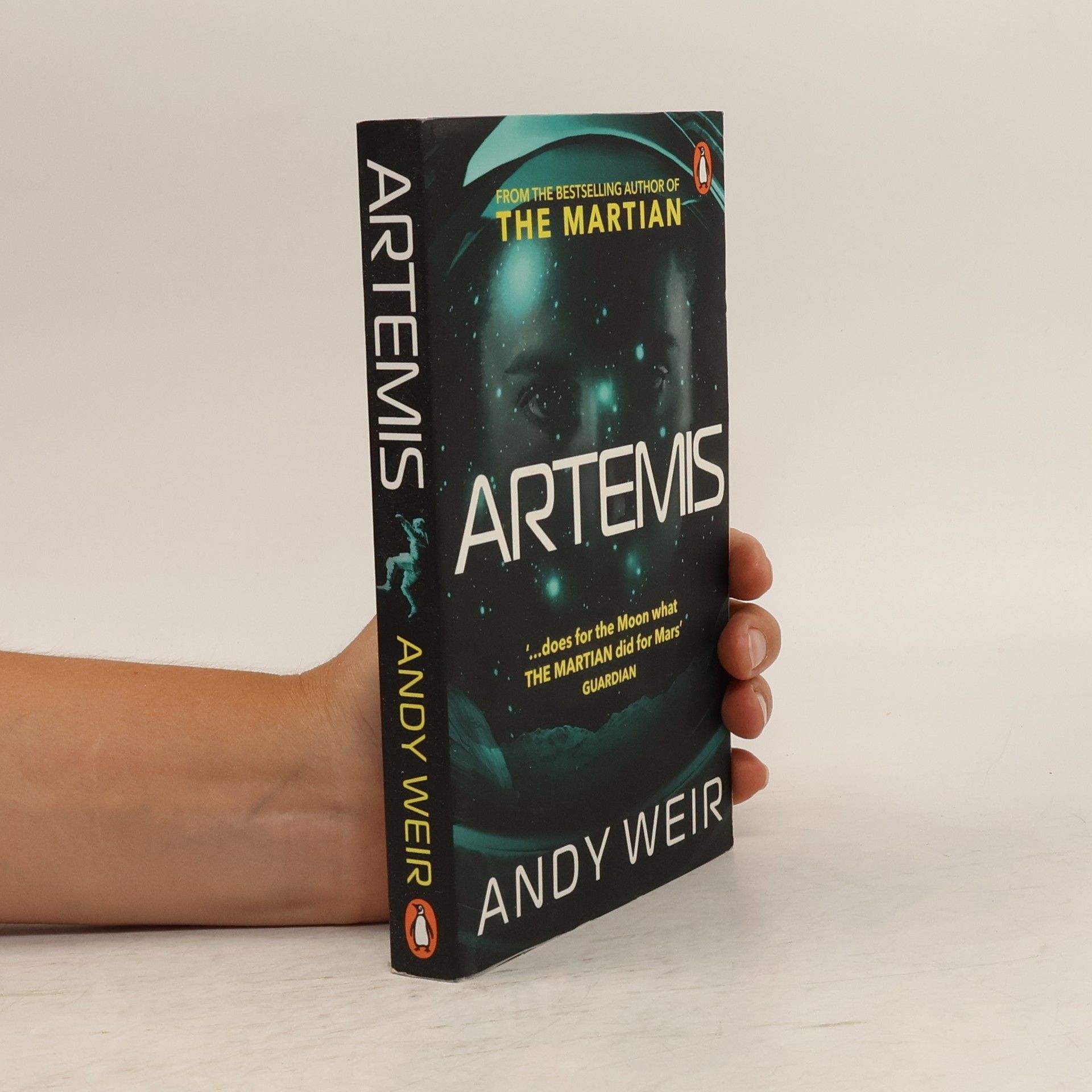 Andy Weir Artemis
