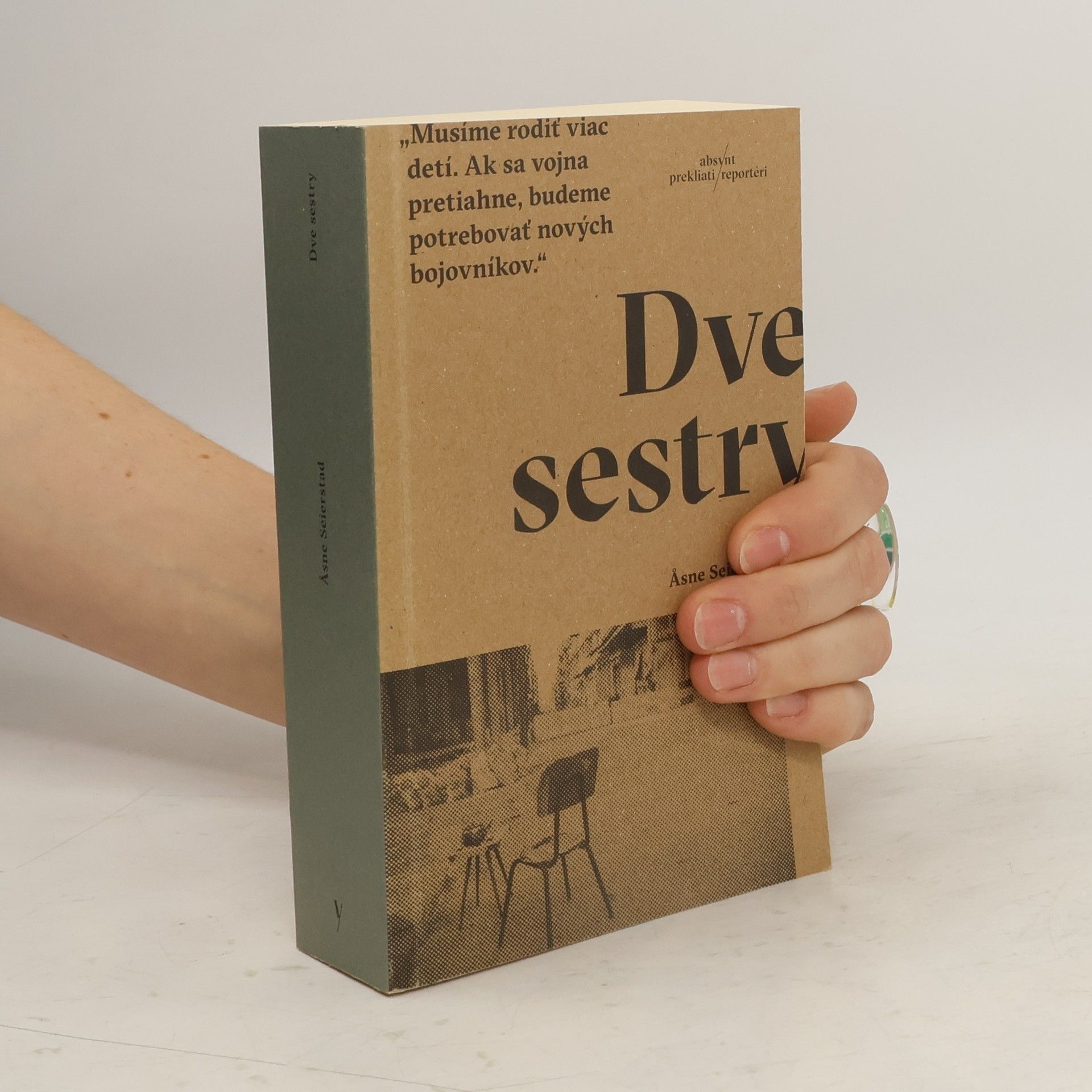 Åsne Seierstadová Dve sestry