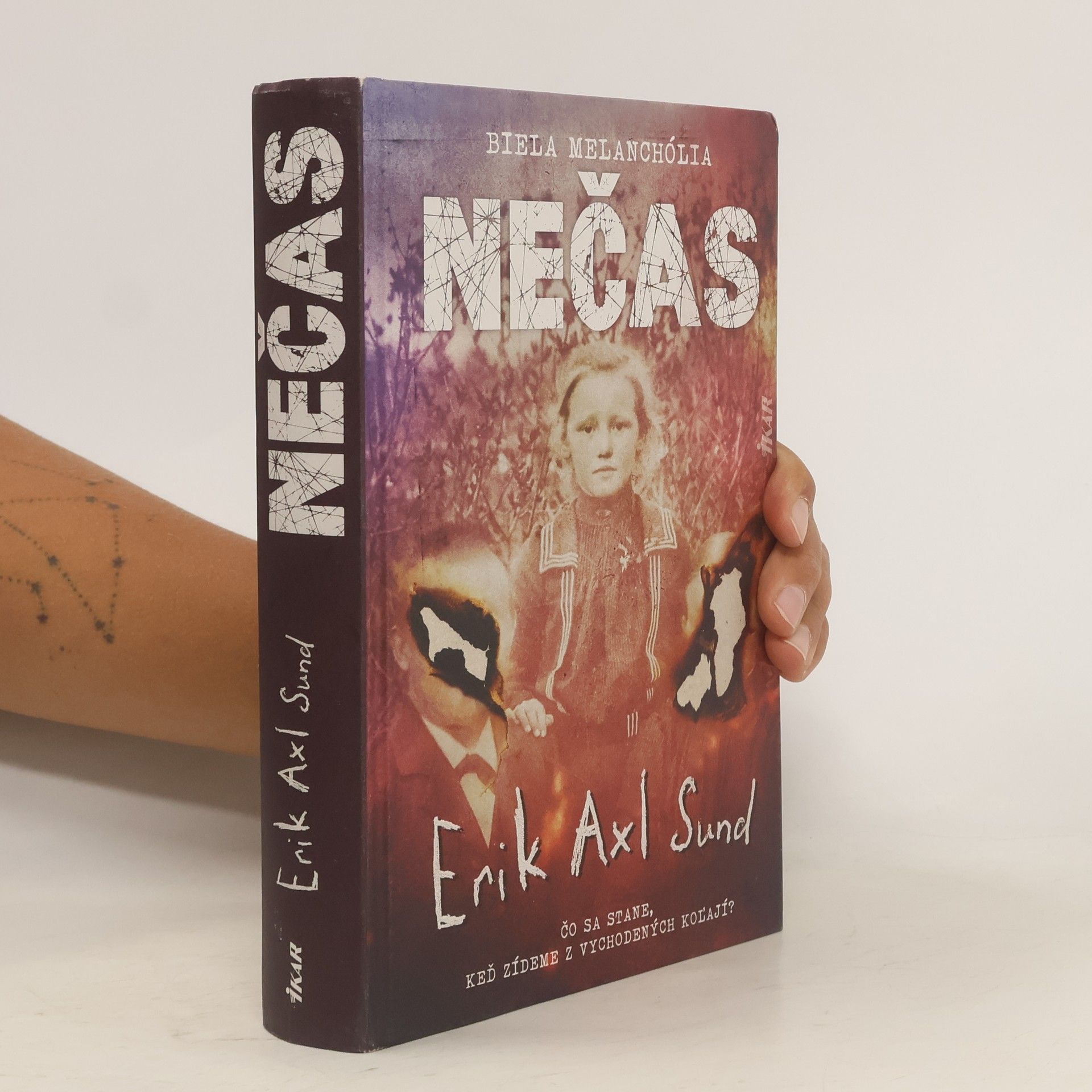 Erik Axl Sund Nečas