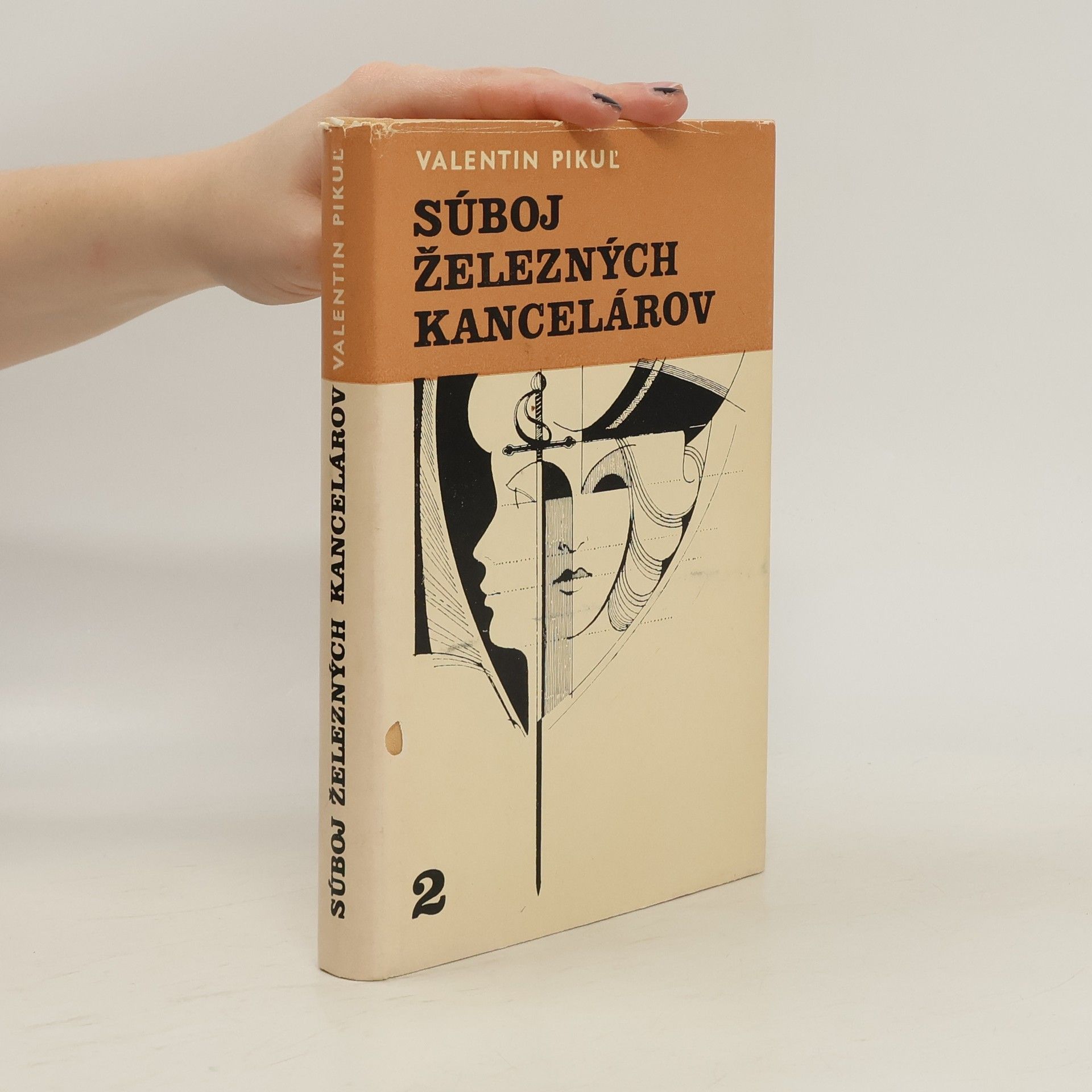 Valentin Savvič Pikul Súboj železných kancelárov 2