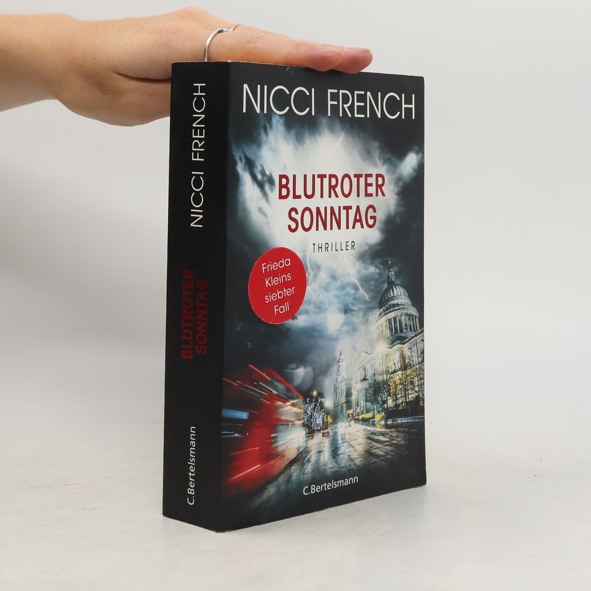 Nicci French Blutroter Sonntag