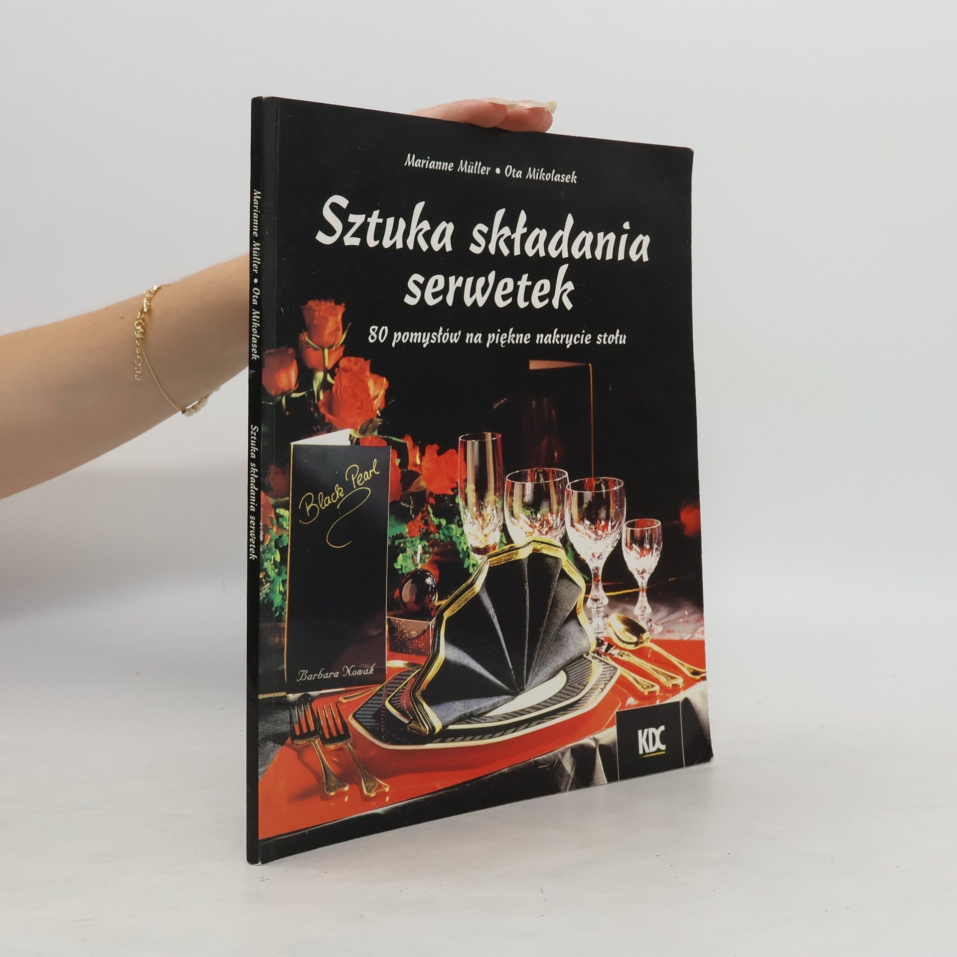 Marianne Müller Sztuka składania serwetek