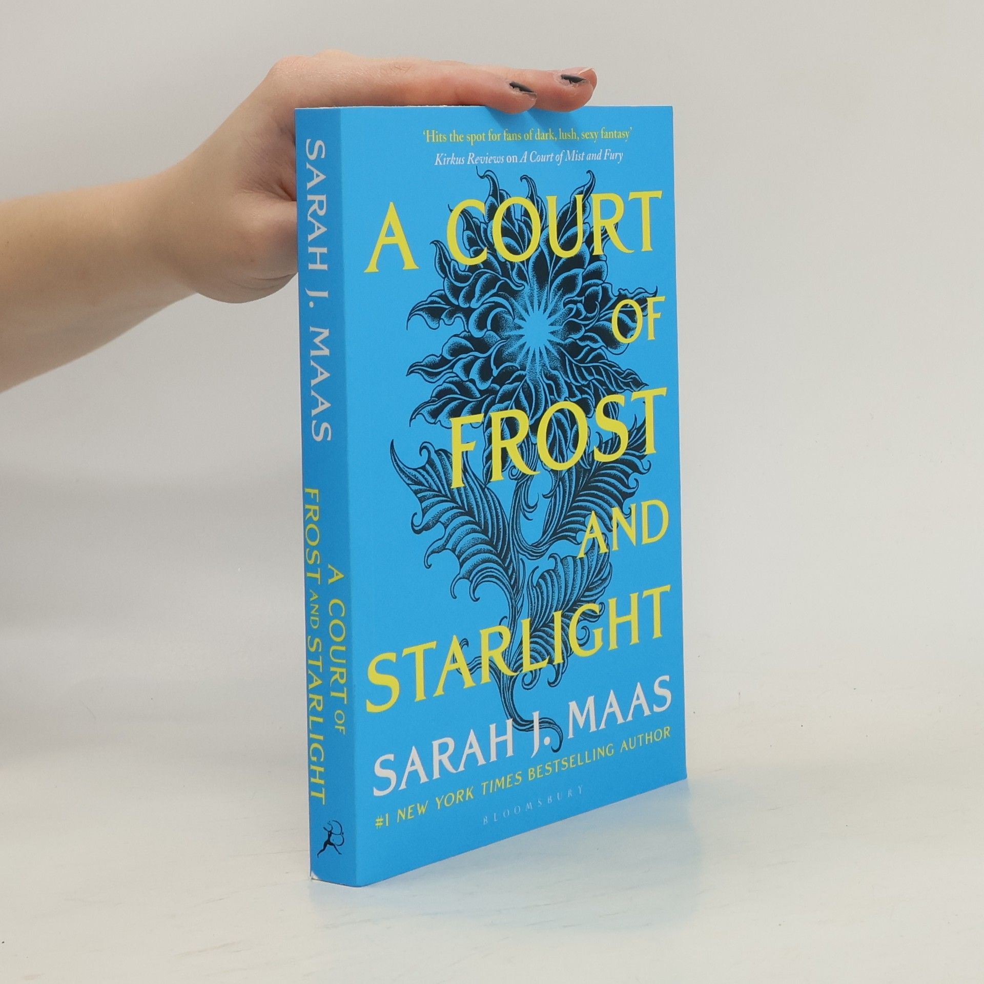 Sarah J. Maas A Court of Frost and Starlight