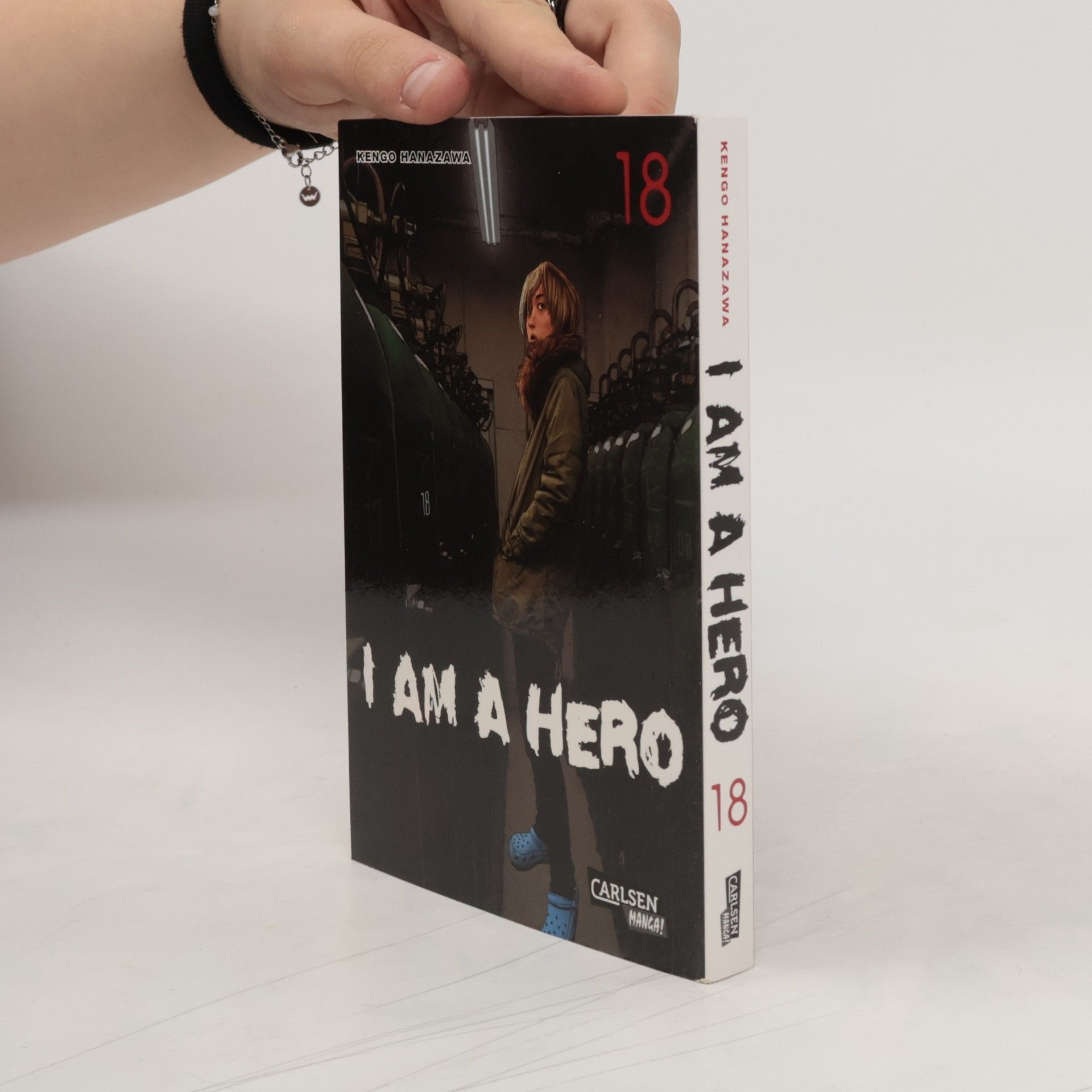 Kengo Hanazawa I am a hero 18