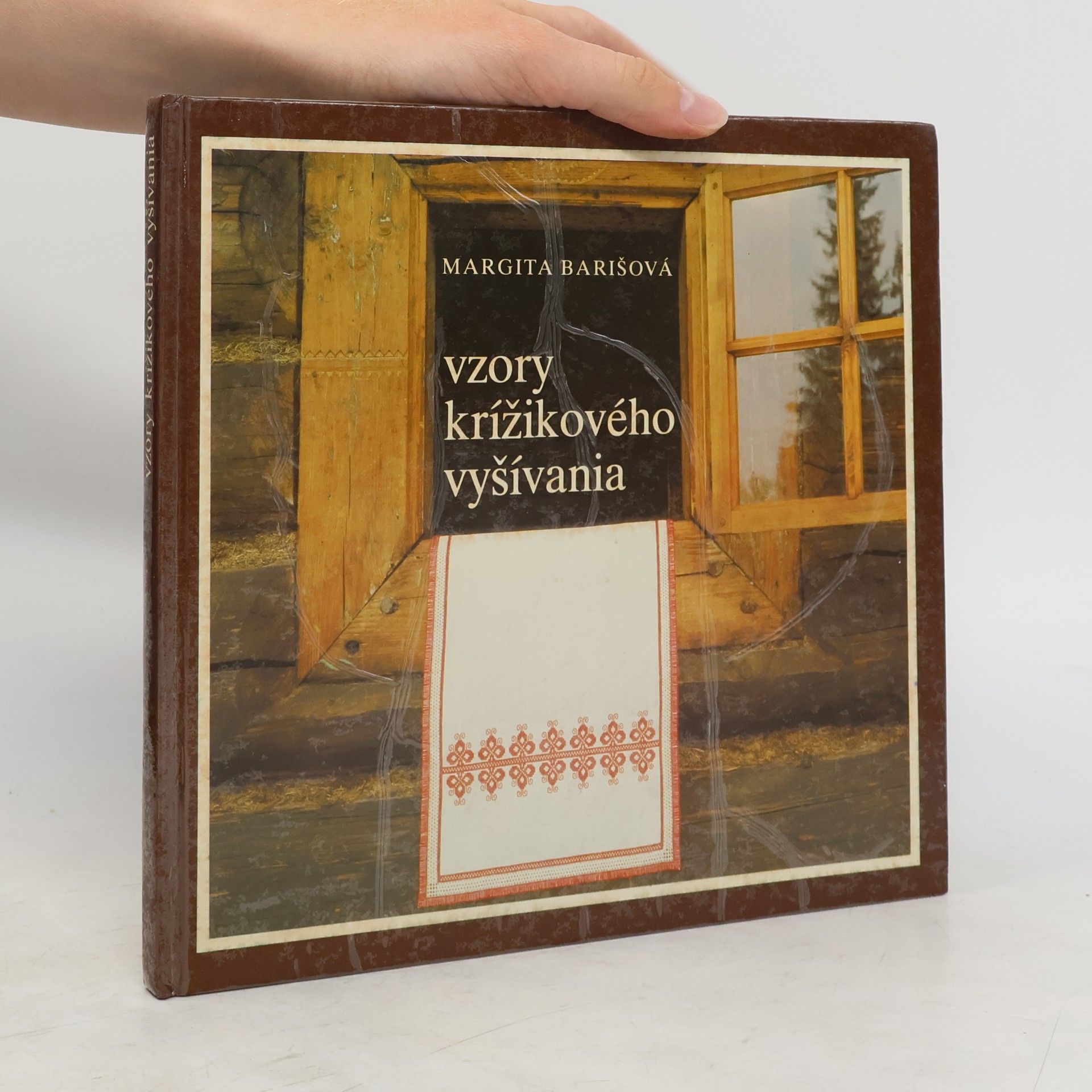 Margita Barišová Vzory krížikového vyšívania