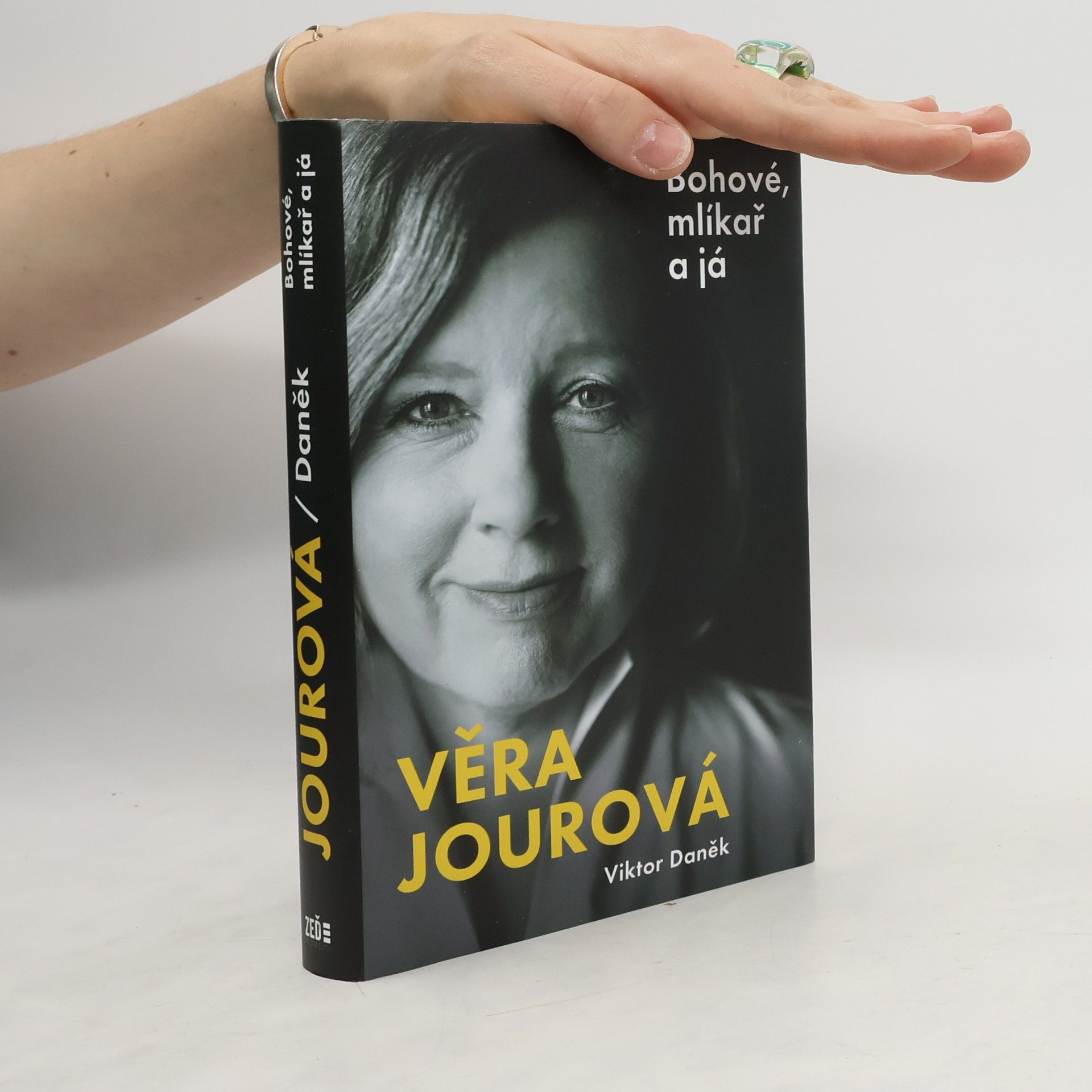 Věra Jourová Bohové, mlíkař a já