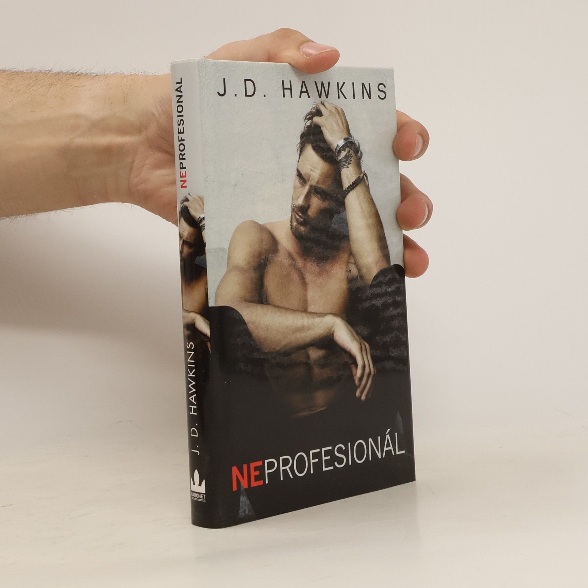 J. D. Hawkins Neprofesionál