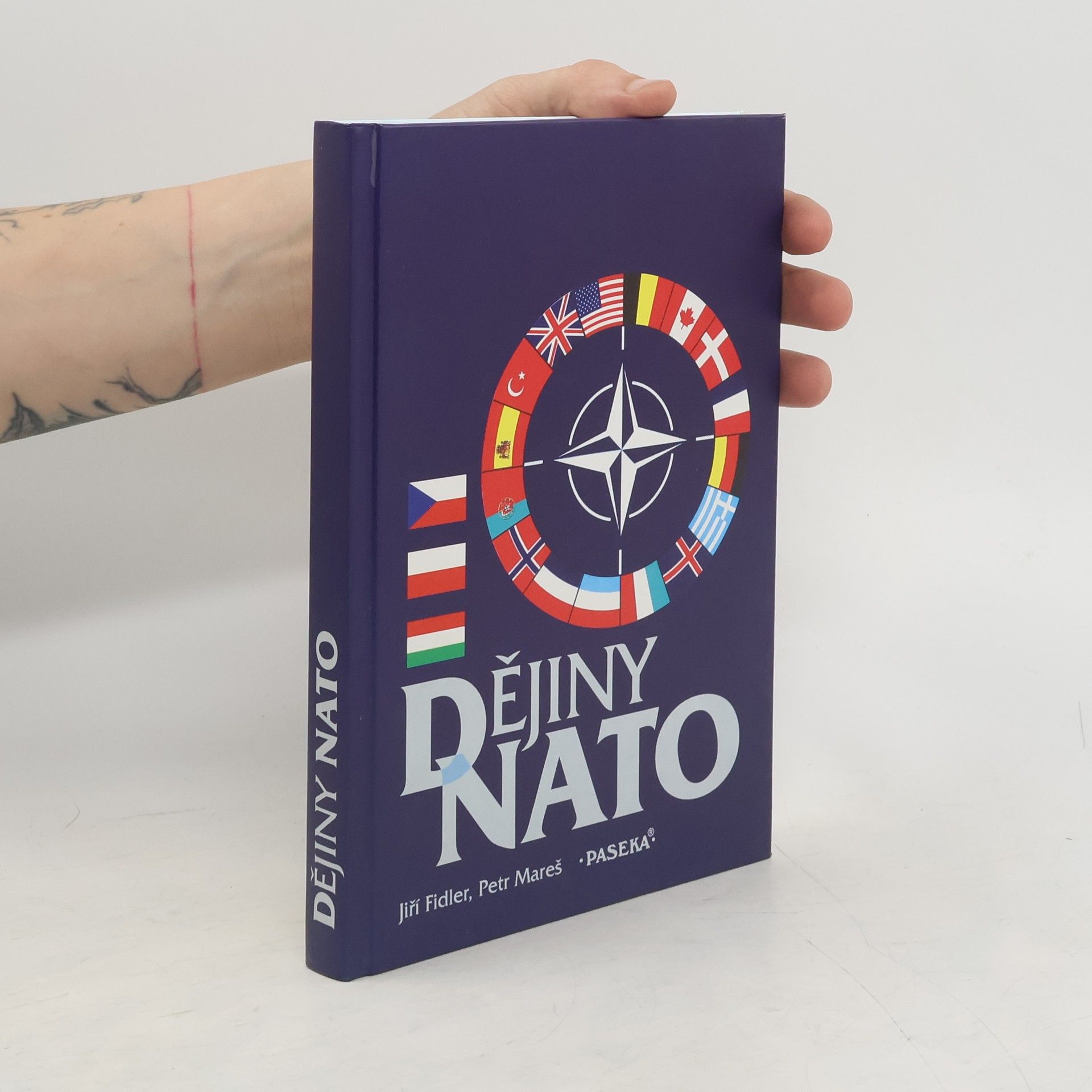 Jiří Fidler Dějiny NATO