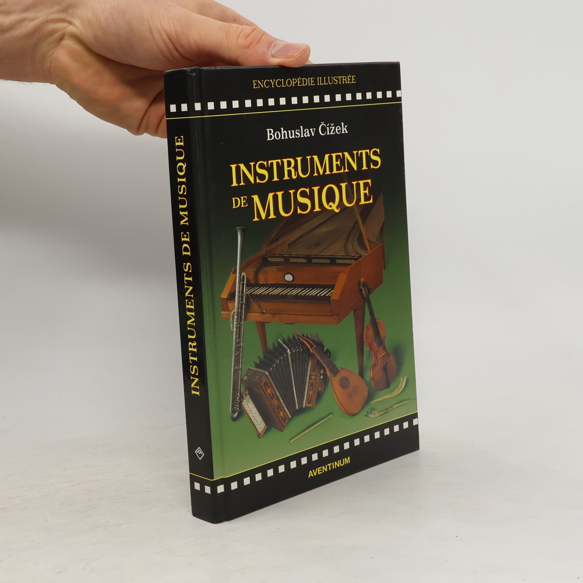 Bohuslav Čížek Instruments de musique