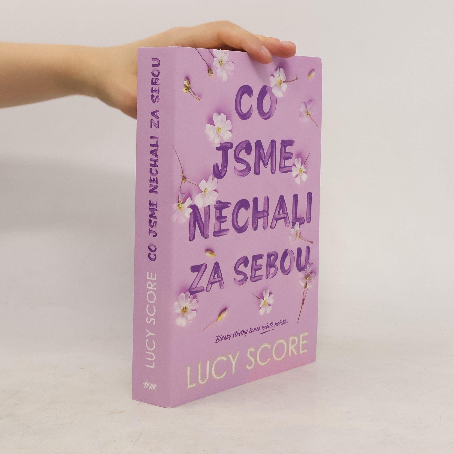 Lucy Score Co jsme nechali za sebou
