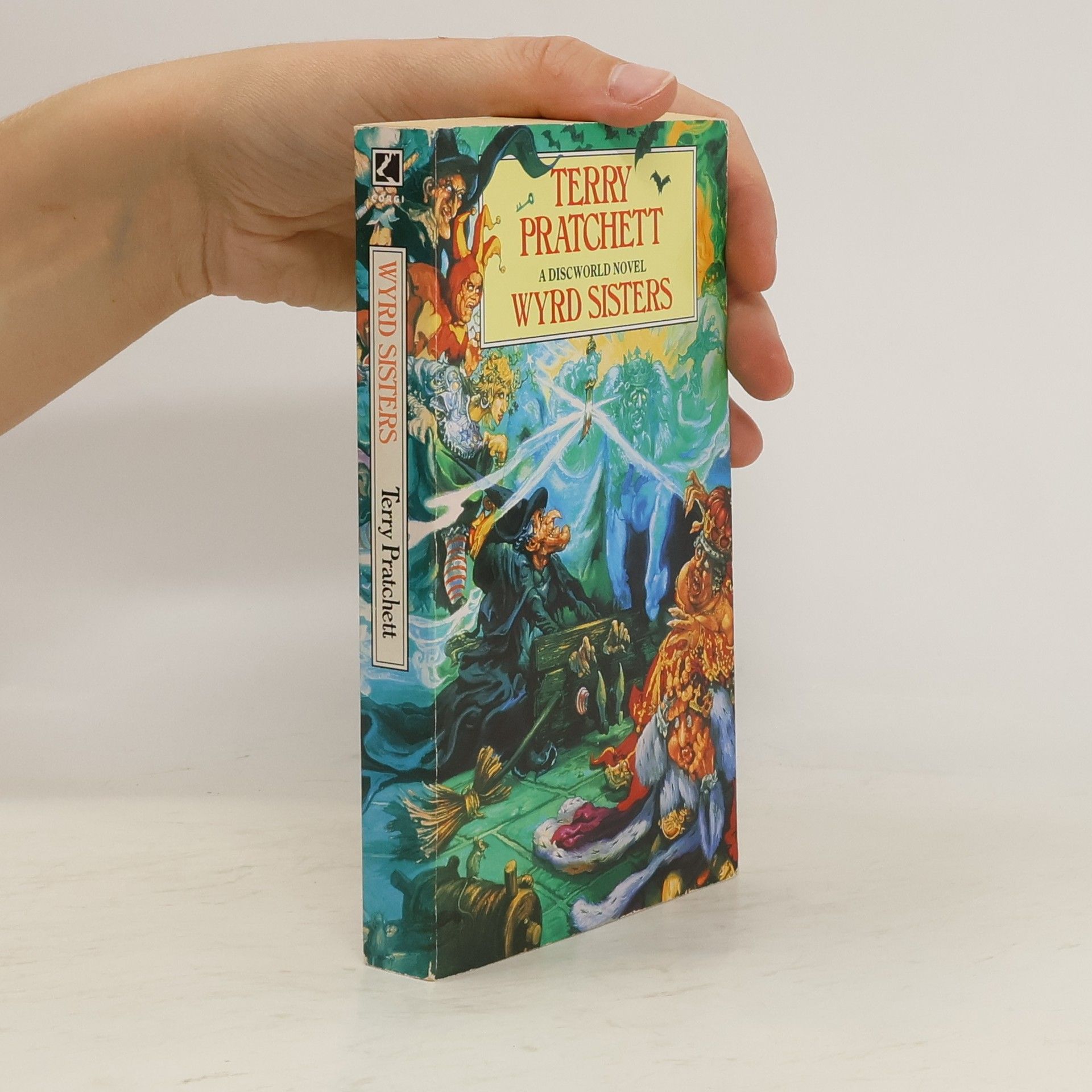Terry Pratchett Wyrd sisters