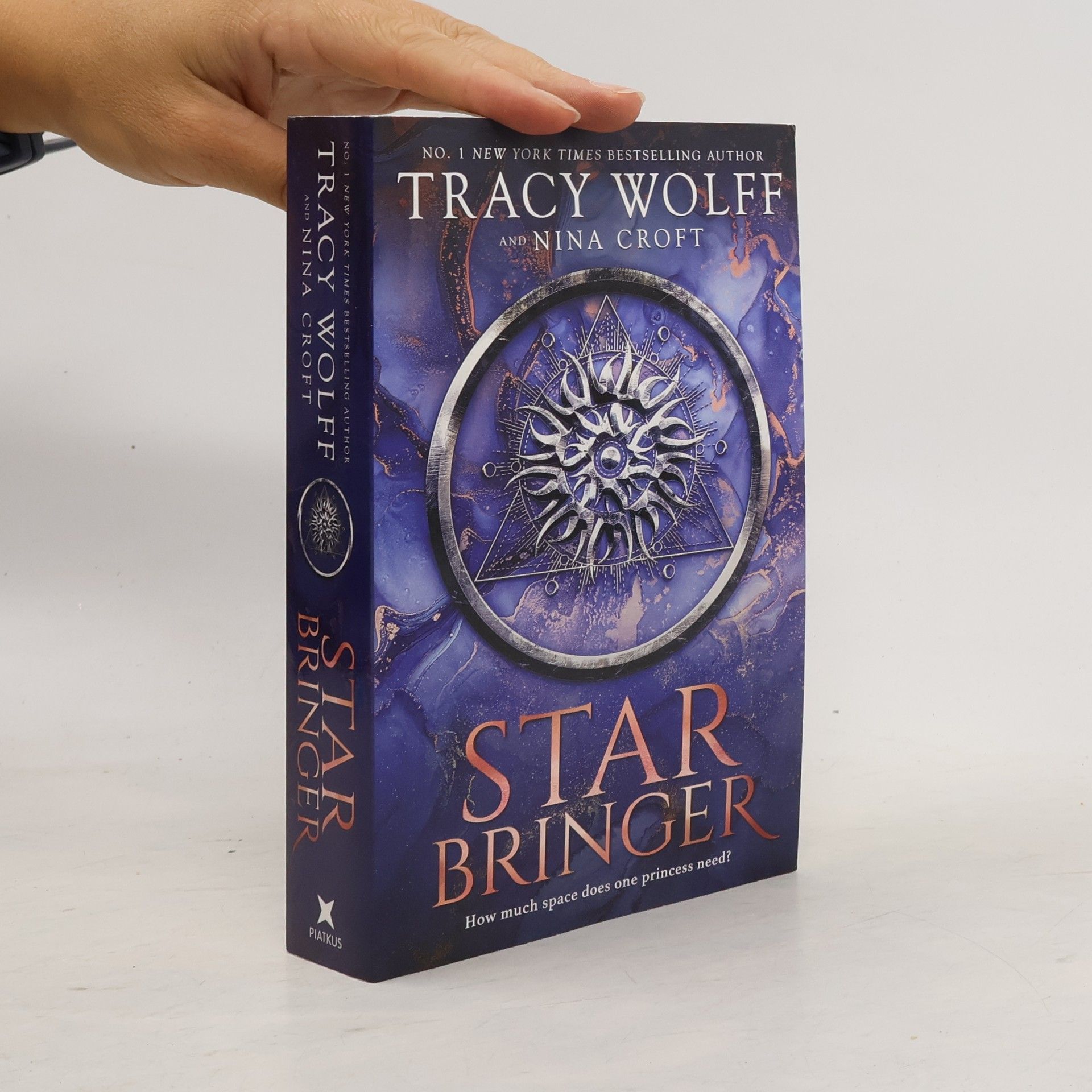 Tracy Wolff Star Bringer