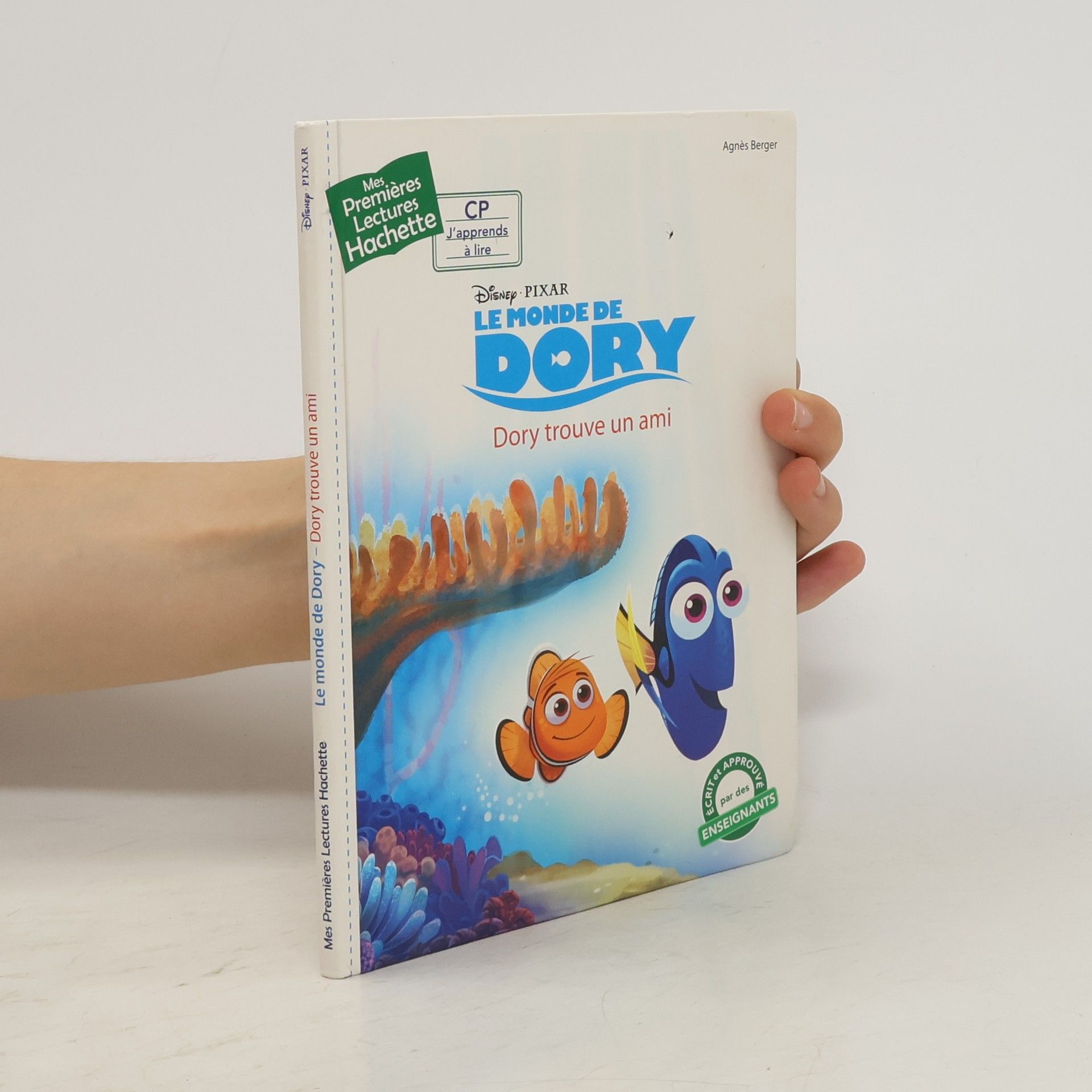 Ágnes Berger Le monde de Dory - Dory trouve un ami