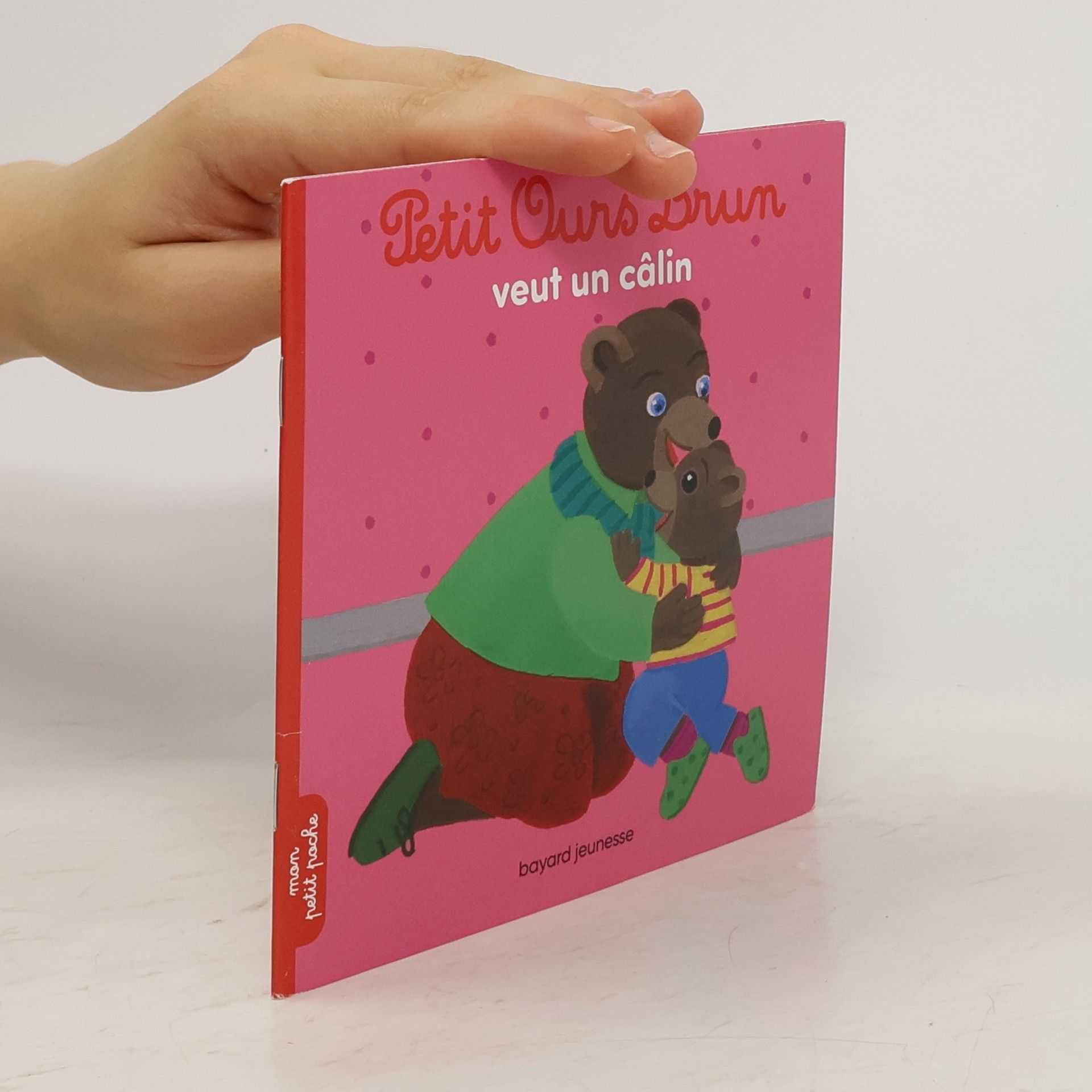 Hélène Serre-de Talhouet Petit Ours Brun veut un câlin