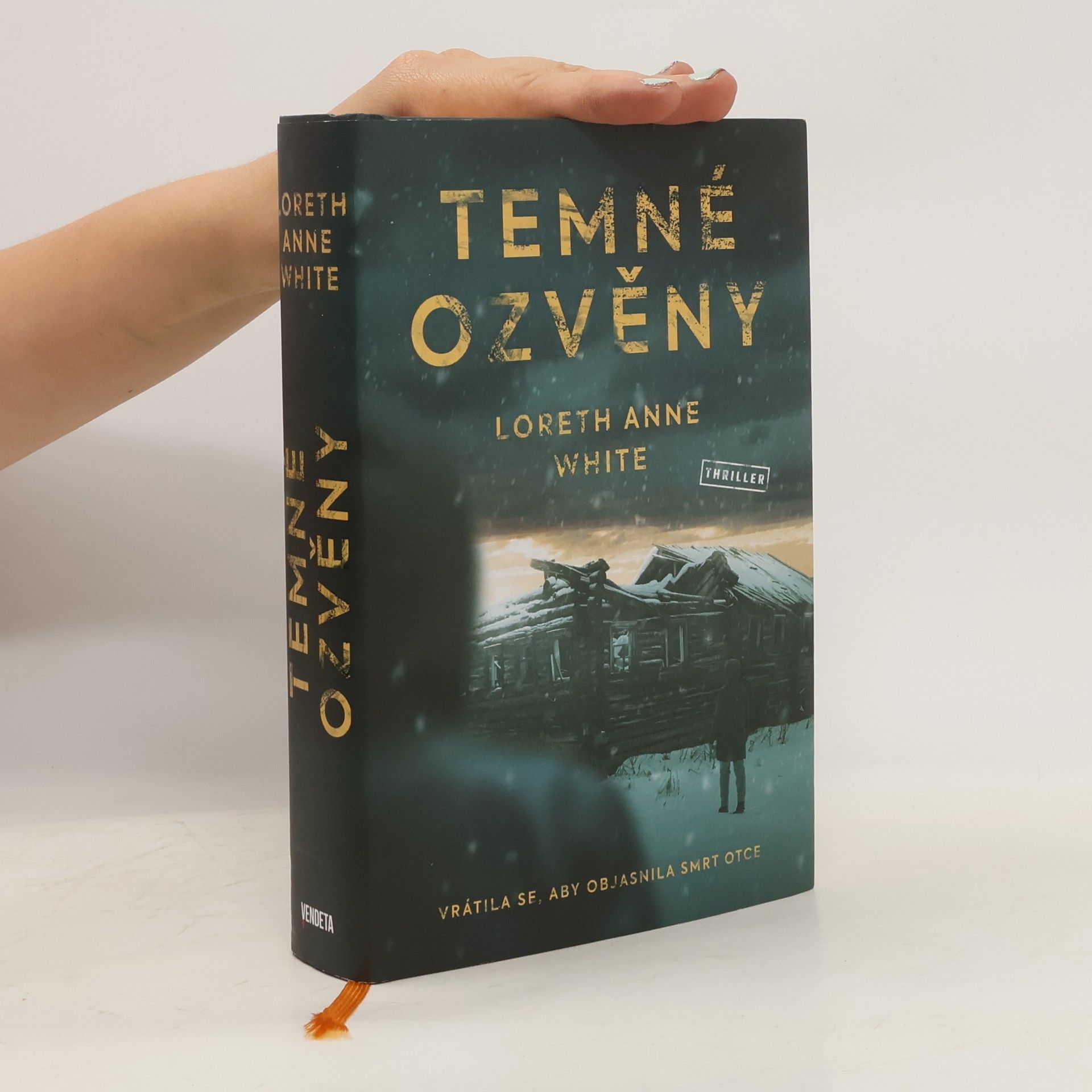 Loreth Anne White Temné ozvěny