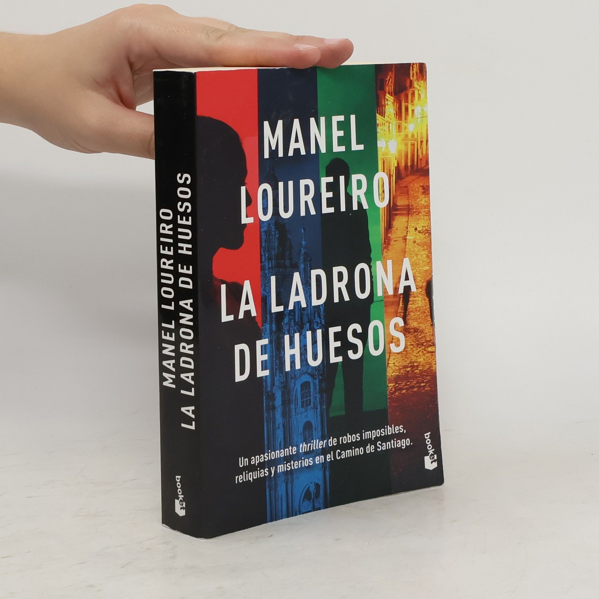 Manel Loureiro La ladrona de huesos