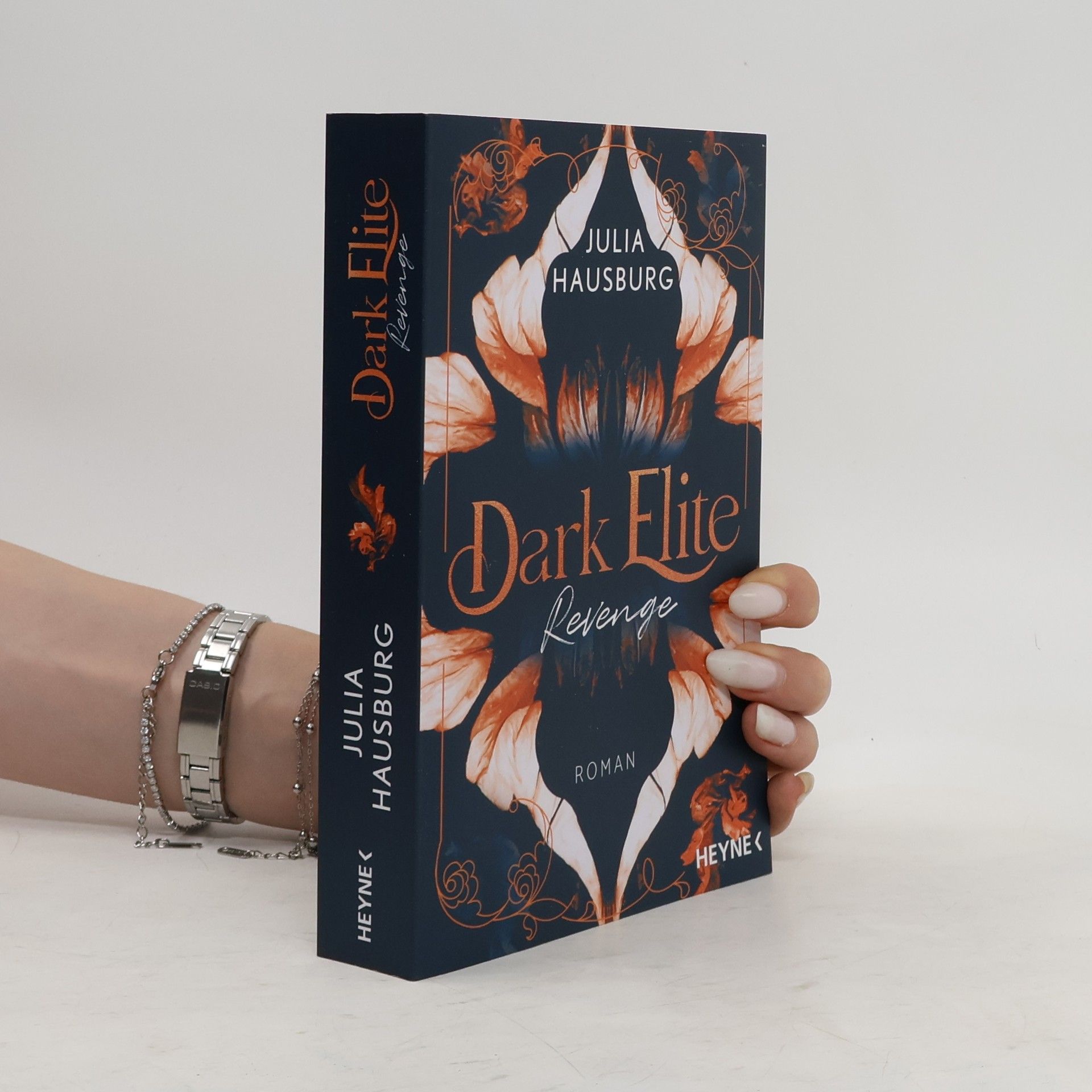 Julia Hausburg Dark Elite – Revenge