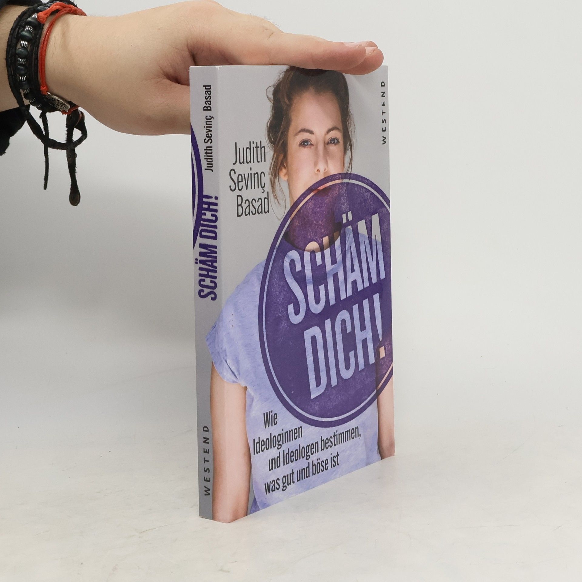 Judith Sevinç Basad Schäm dich!
