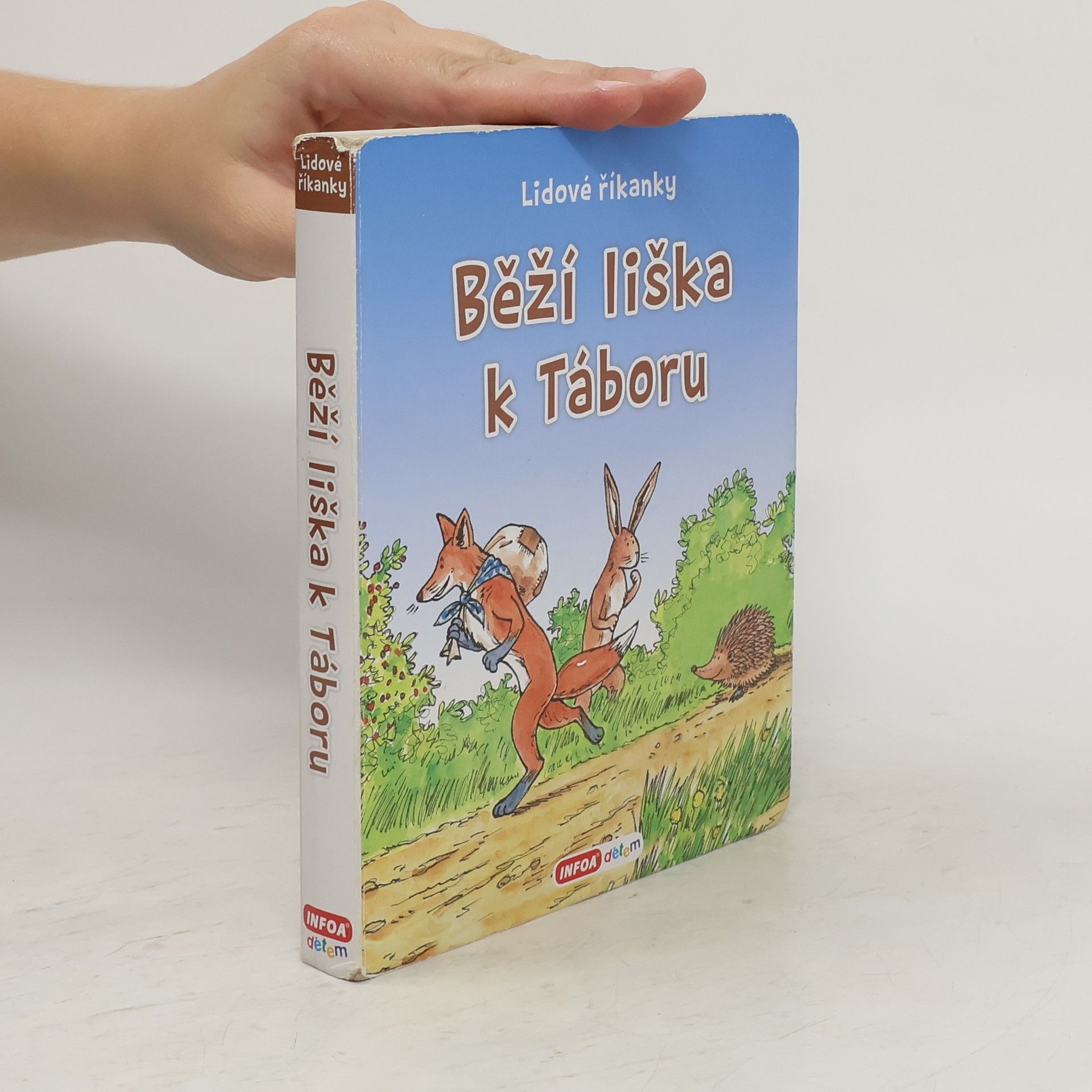 Kolektiv autorů Běží liška k Táboru - Lidové říkanky