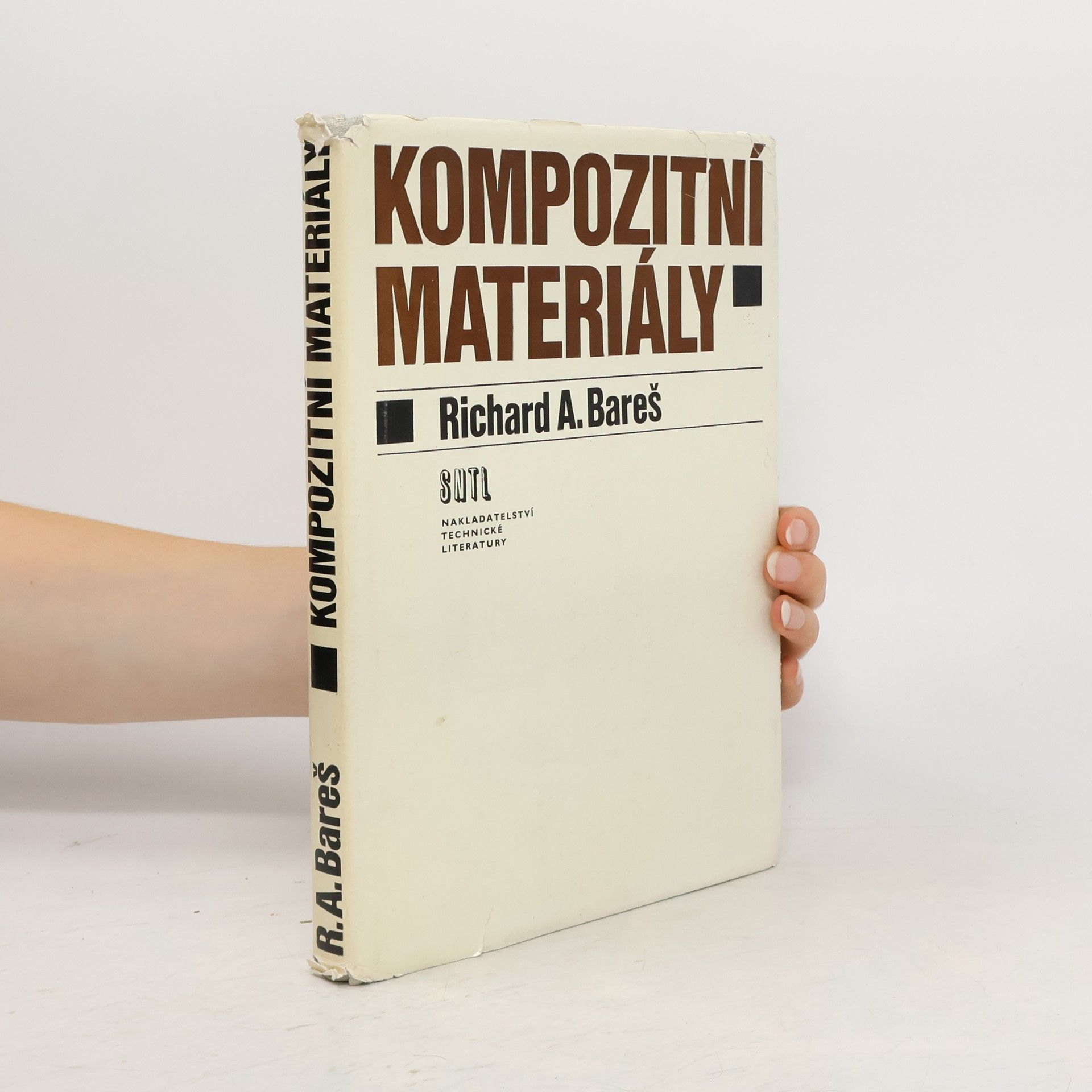 Richard Bareš Kompozitní materiály