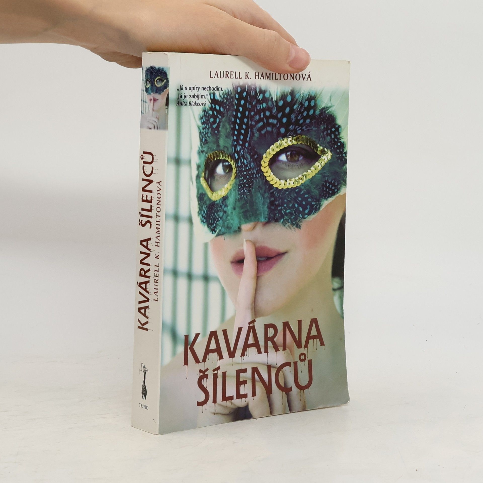 Laurell Kaye Hamilton Kavárna šílenců