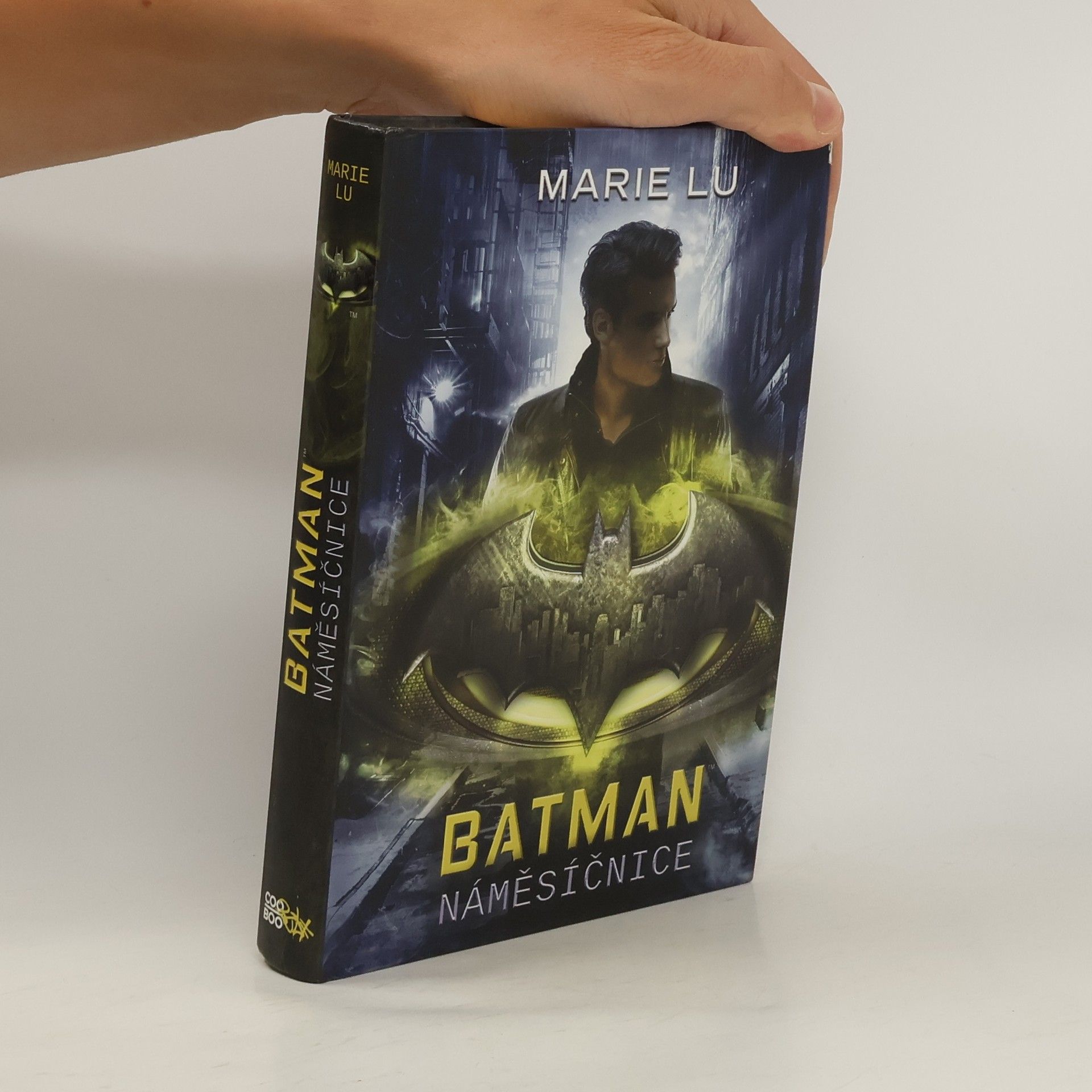 Marie Lu Batman: Náměsíčnice