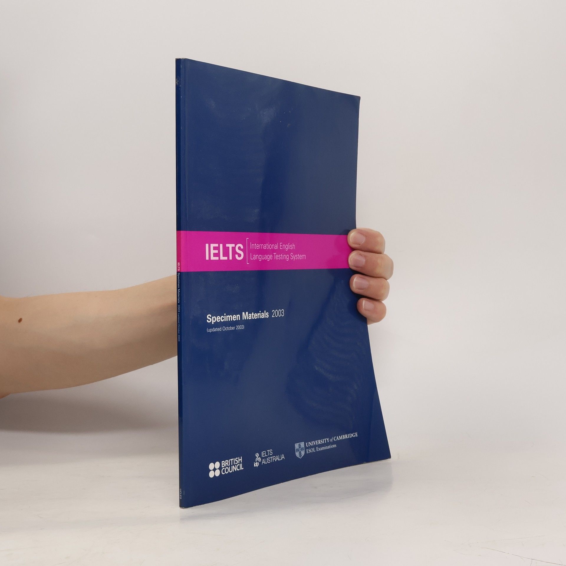 Various authors IELTS. Specimen Materials 2003