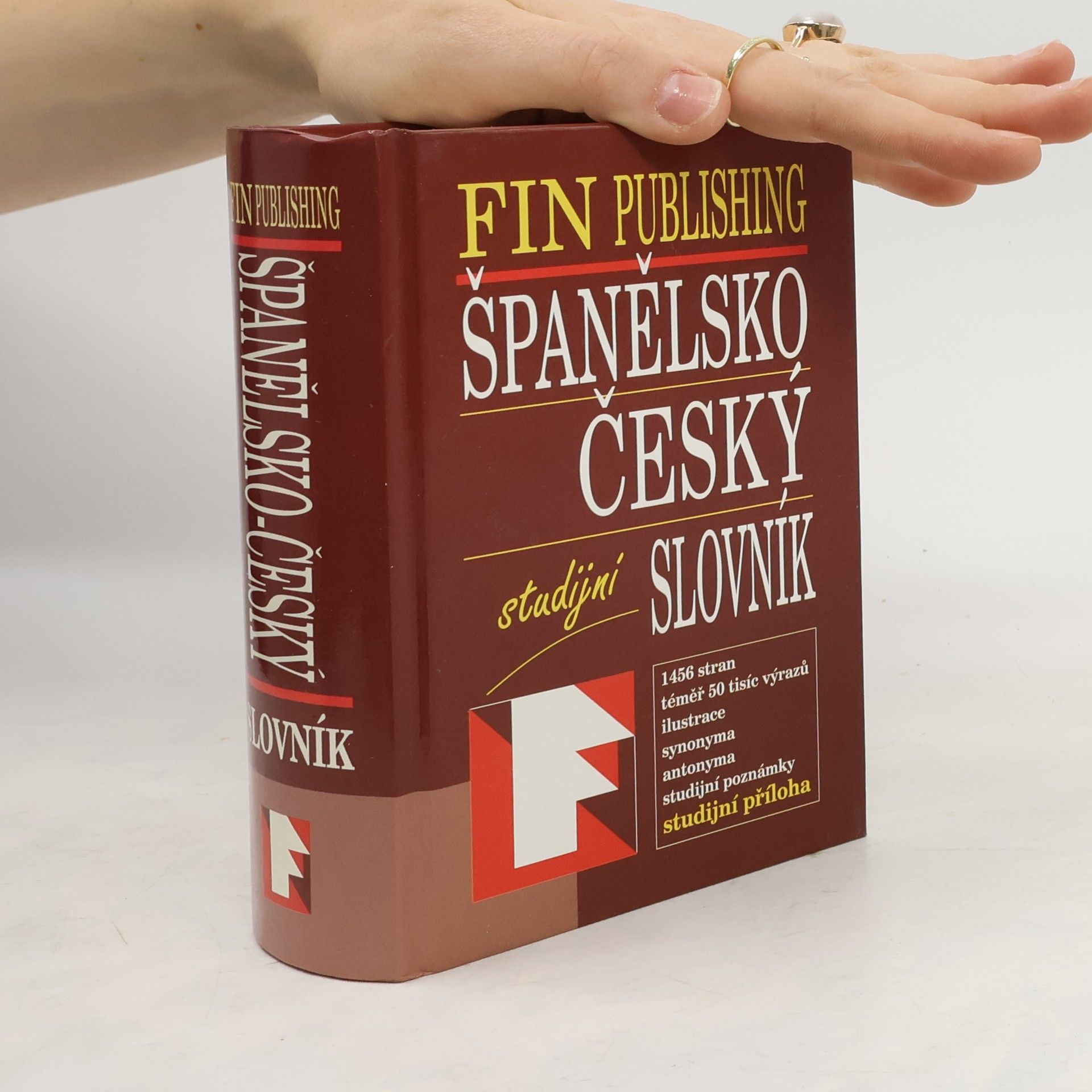 Autores varios Španělsko-český slovník