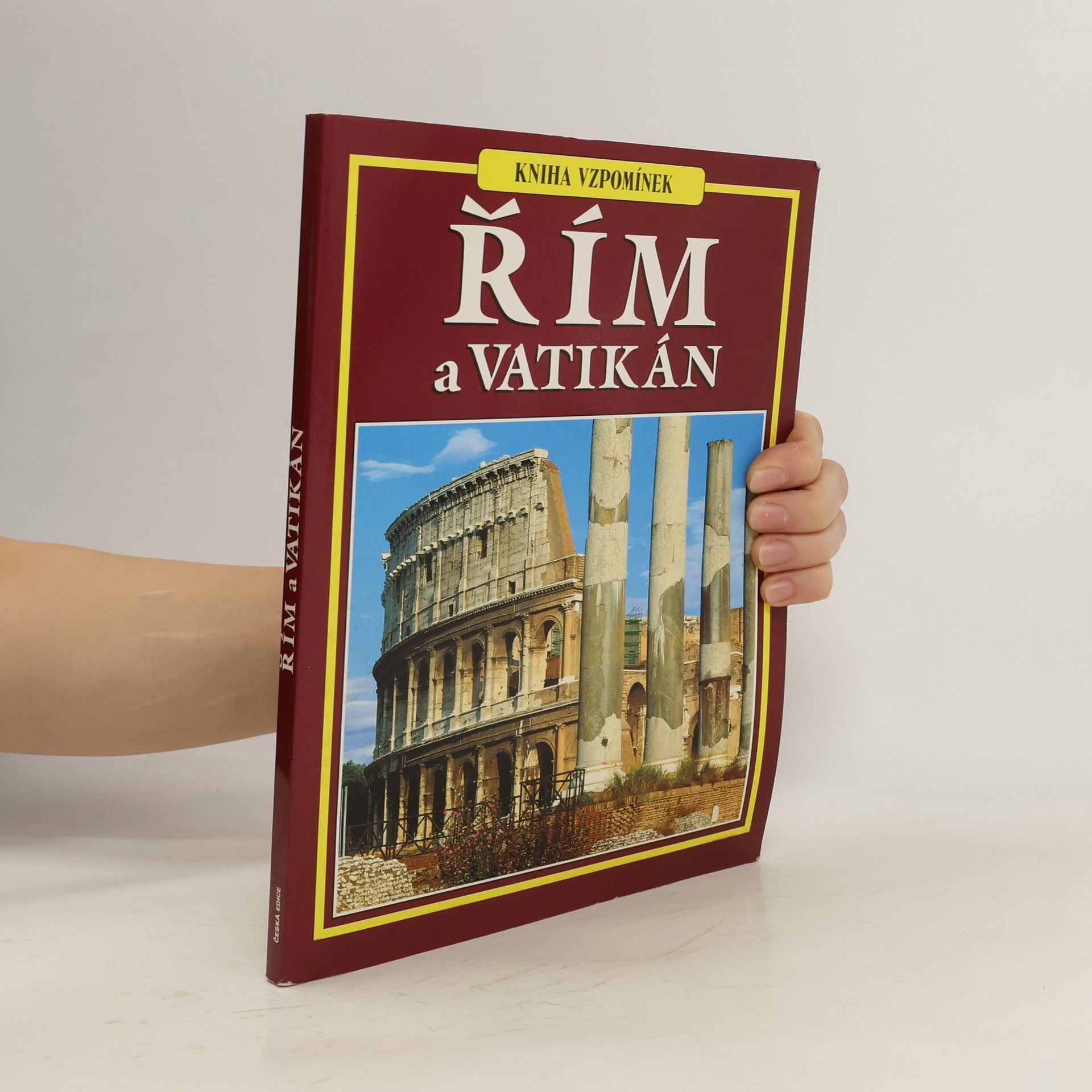 Various authors Řím a Vatikán