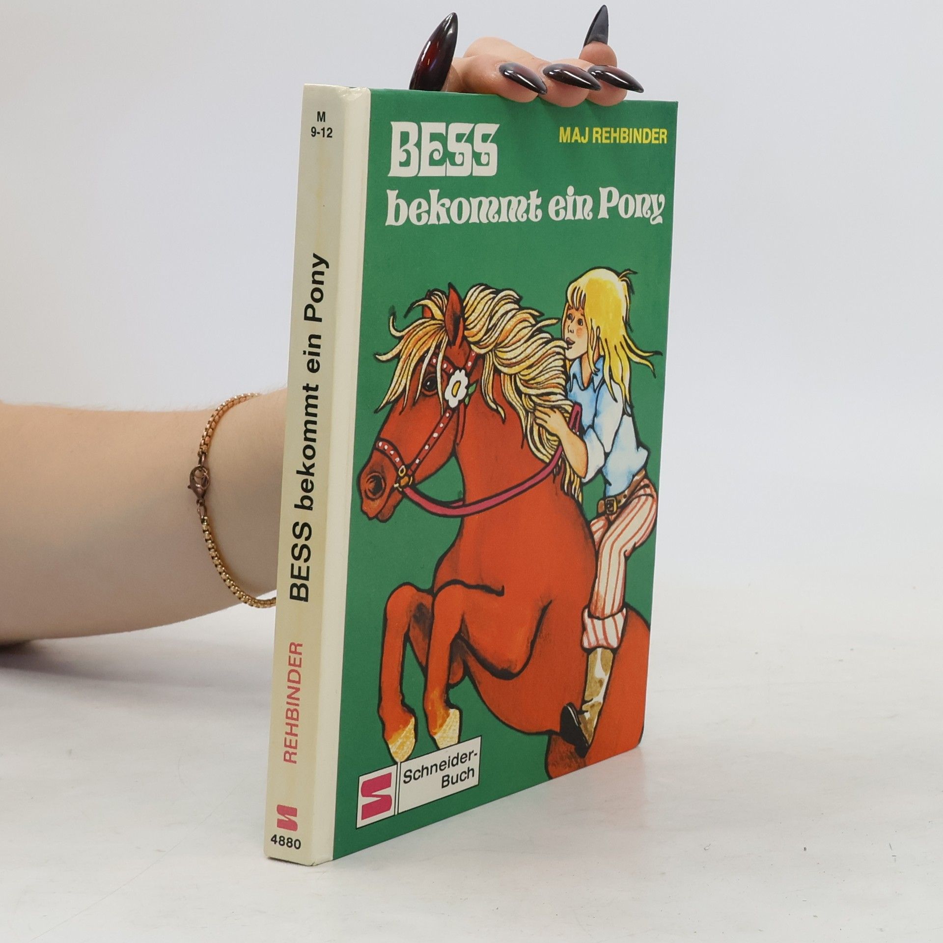 Maj Rehbinder Bess bekommt ein Pony