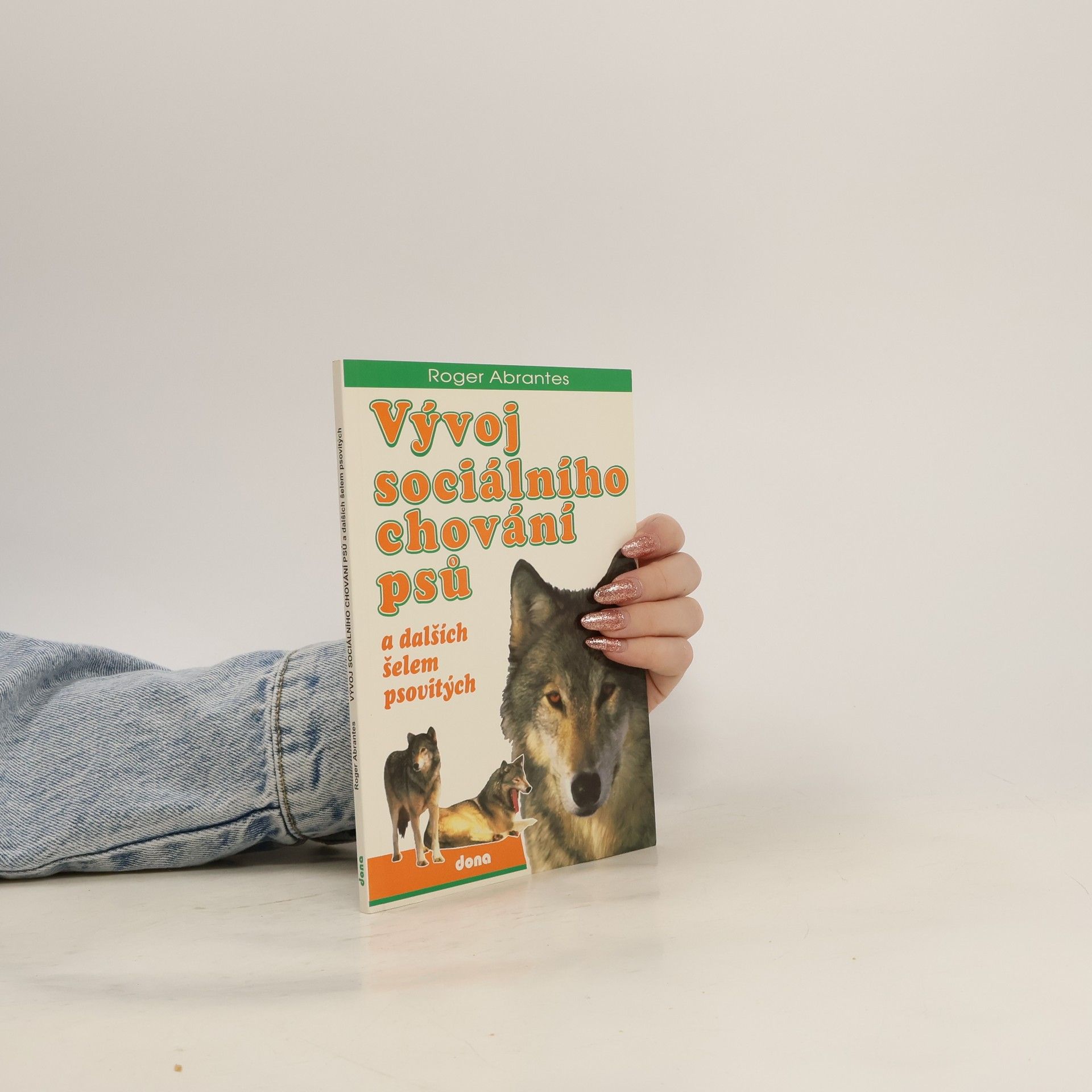 Roger Abrantes Vývoj sociálního chování psů a dalších šelem psovitých
