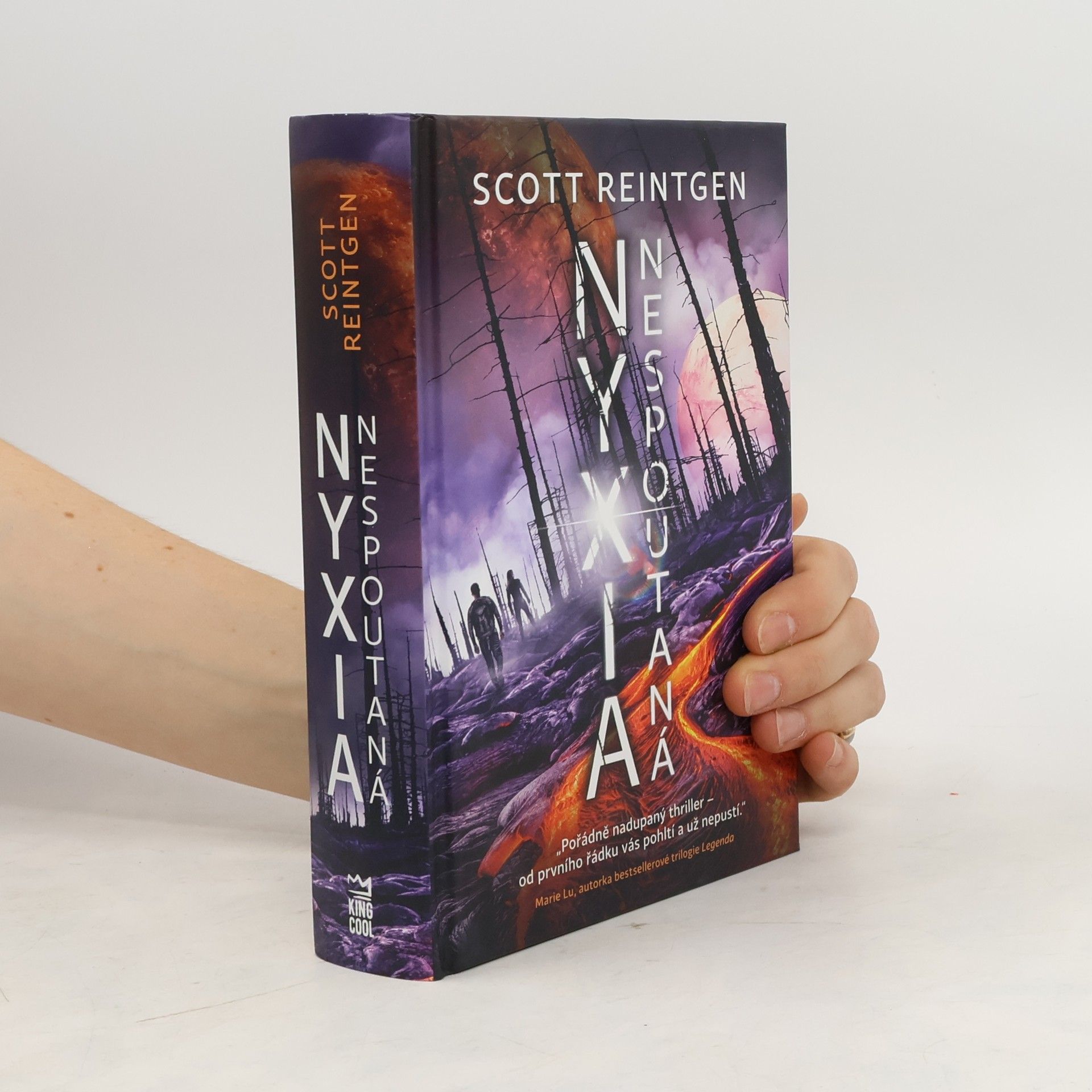 Scott Reintgen Nyxia nespoutaná