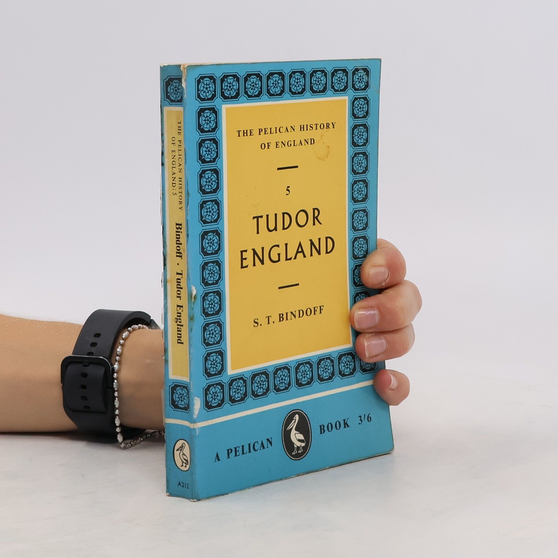S. T. Bindoff Tudor England