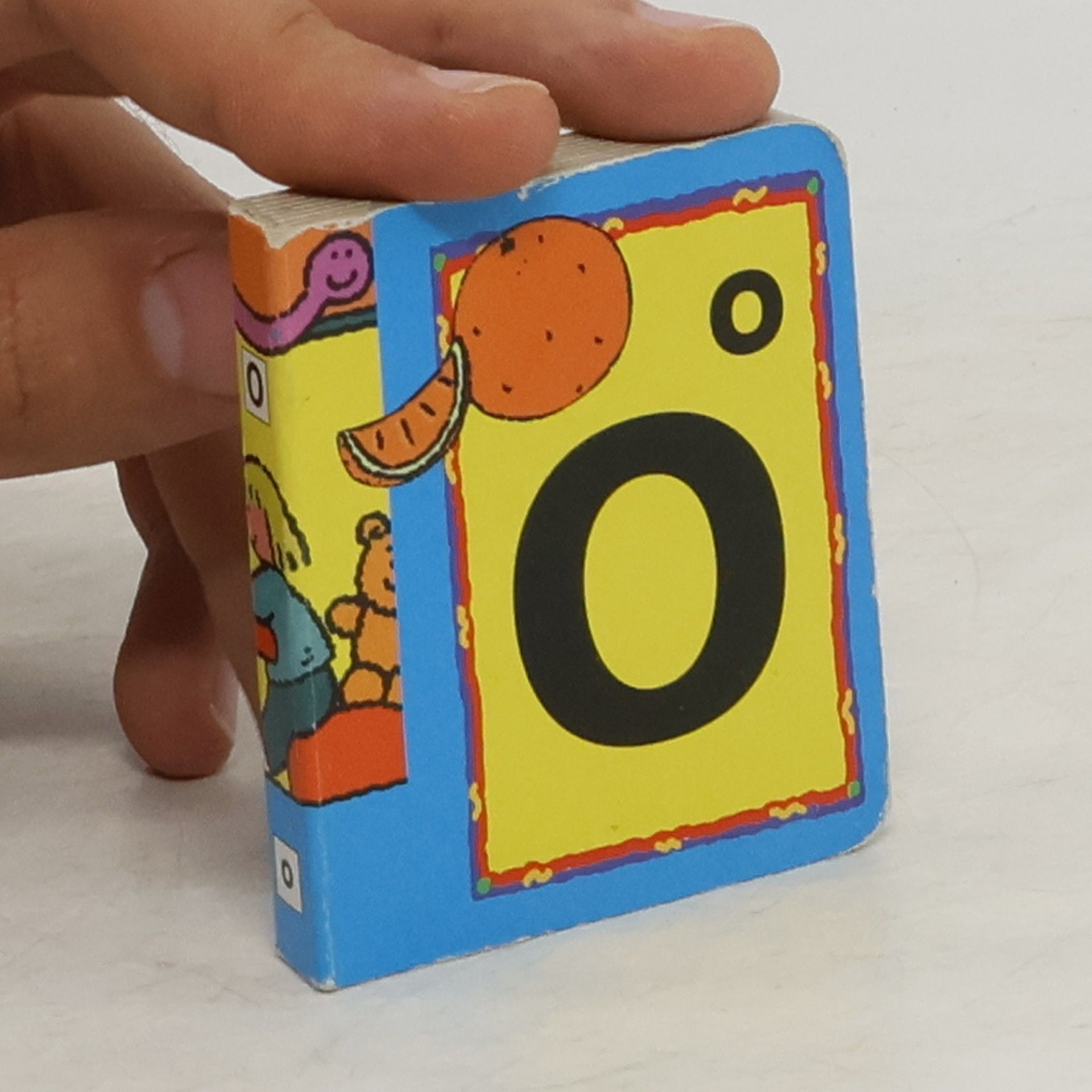 Kolektiv autorů Alphabet Express Letter O
