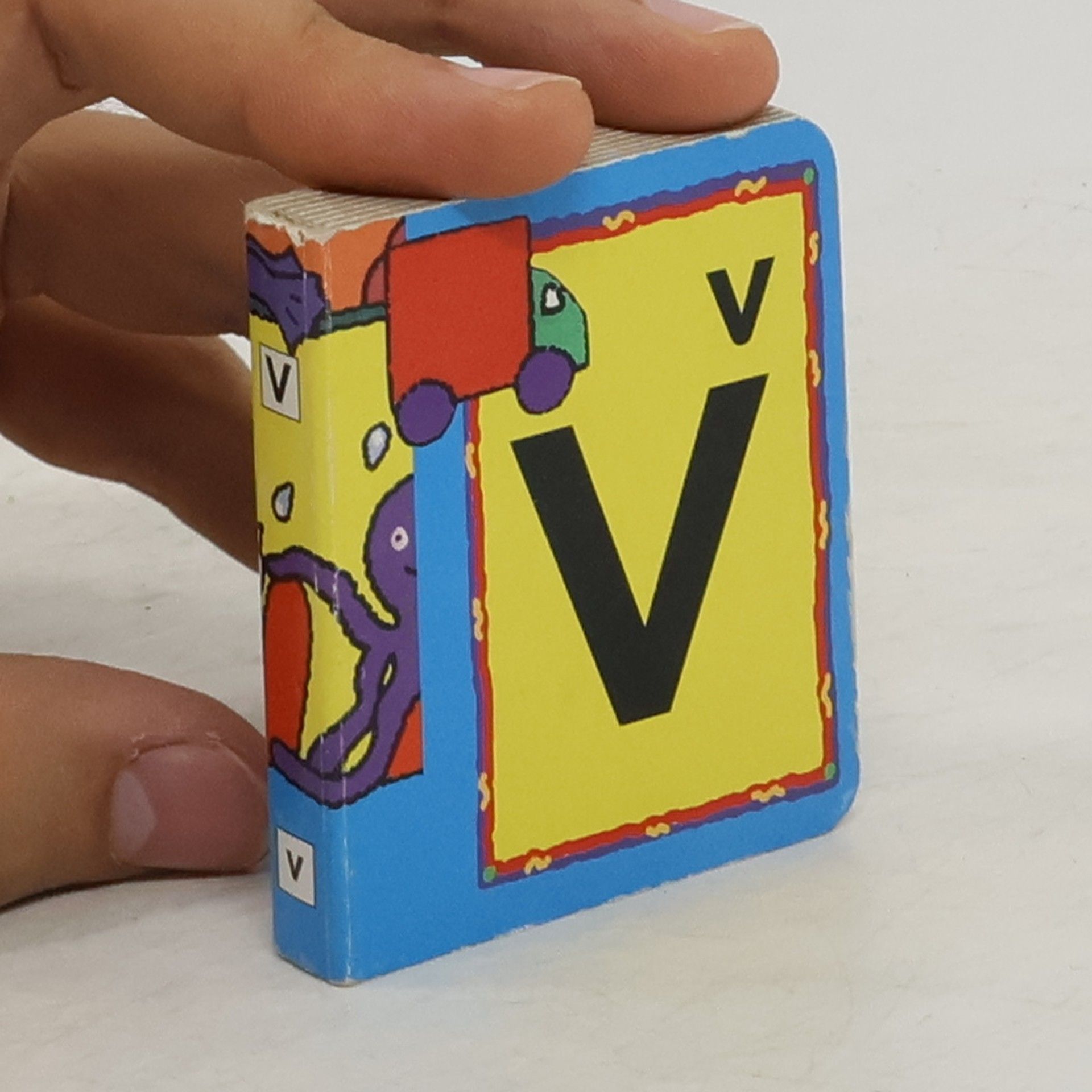 Kolektiv autorů Alphabet Express Letter V