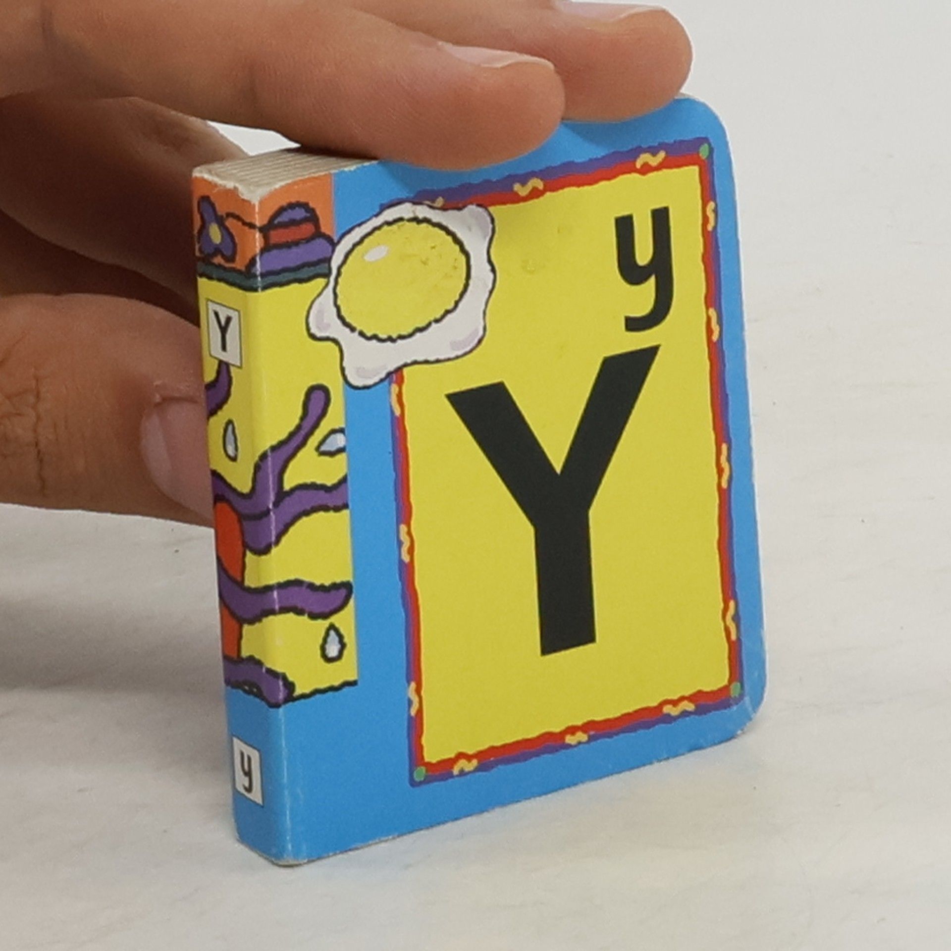 Kolektiv autorů Alphabet Express Letter Y