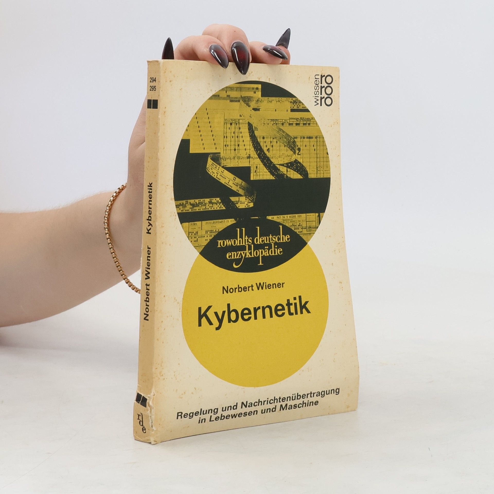 Norbert Wiener Kybernetik. Regelung und Nachrichenübertragung in Lebewesen und Maschine