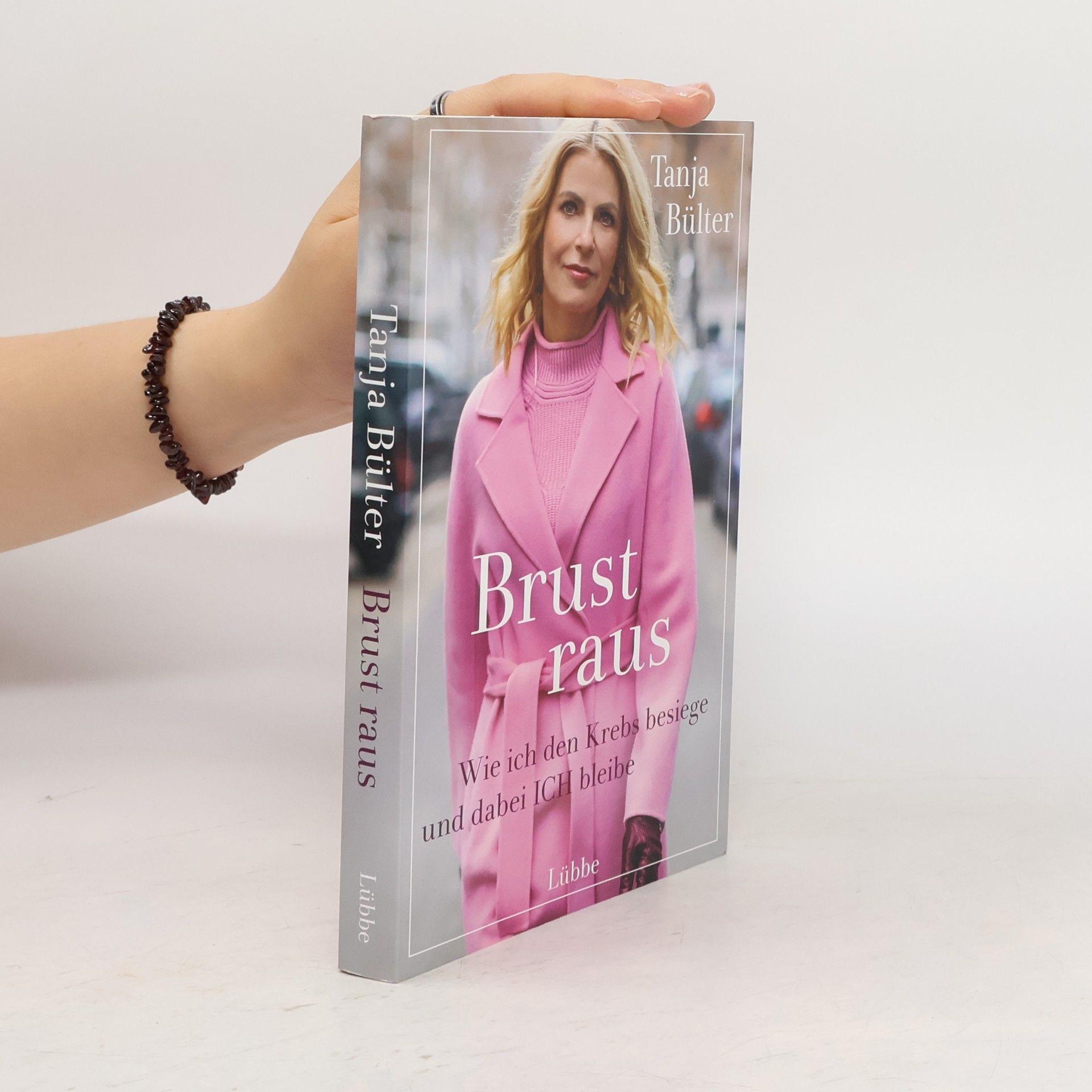 Tanja Bülter Brust raus