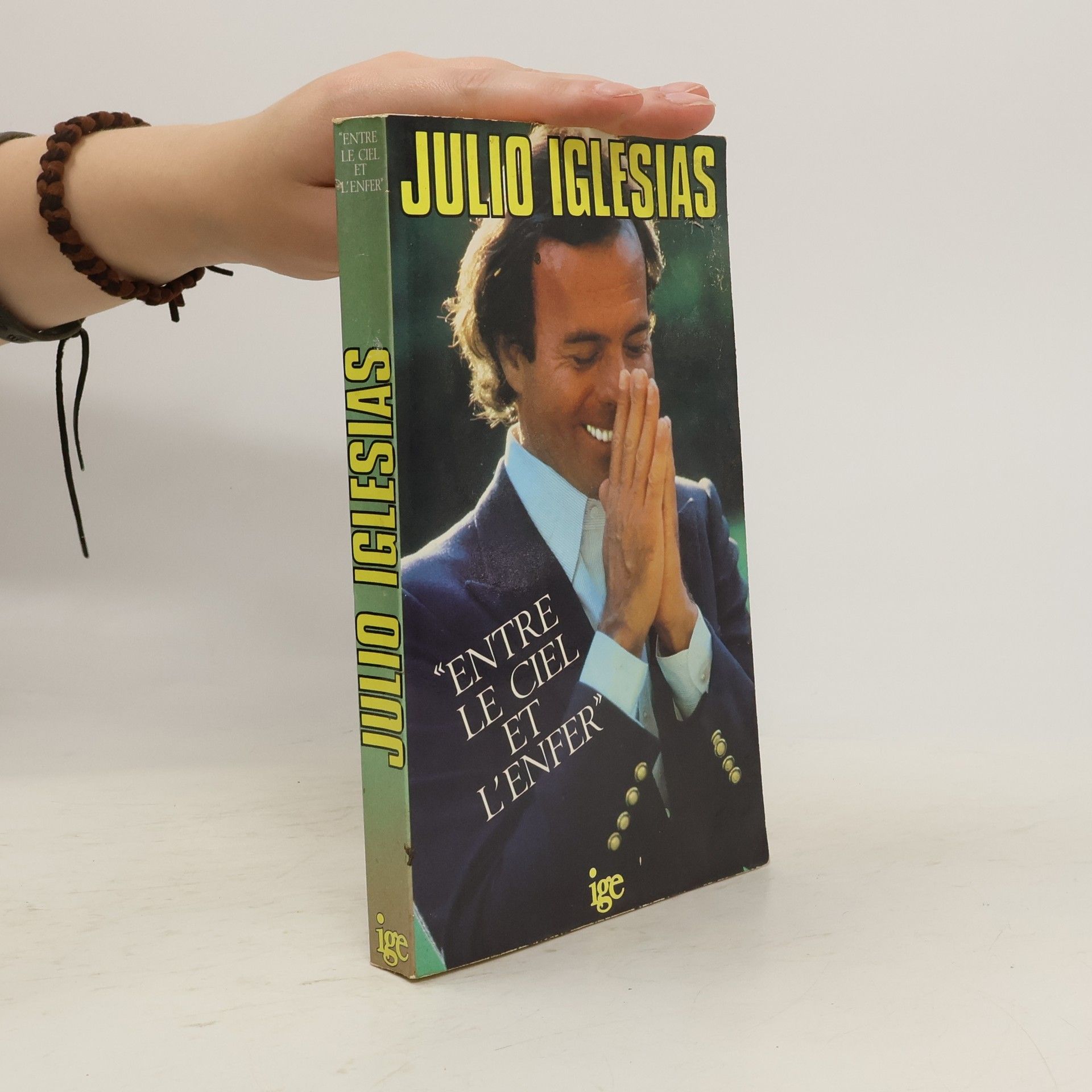 Julio Iglesias Entre le ciel et l'enfer