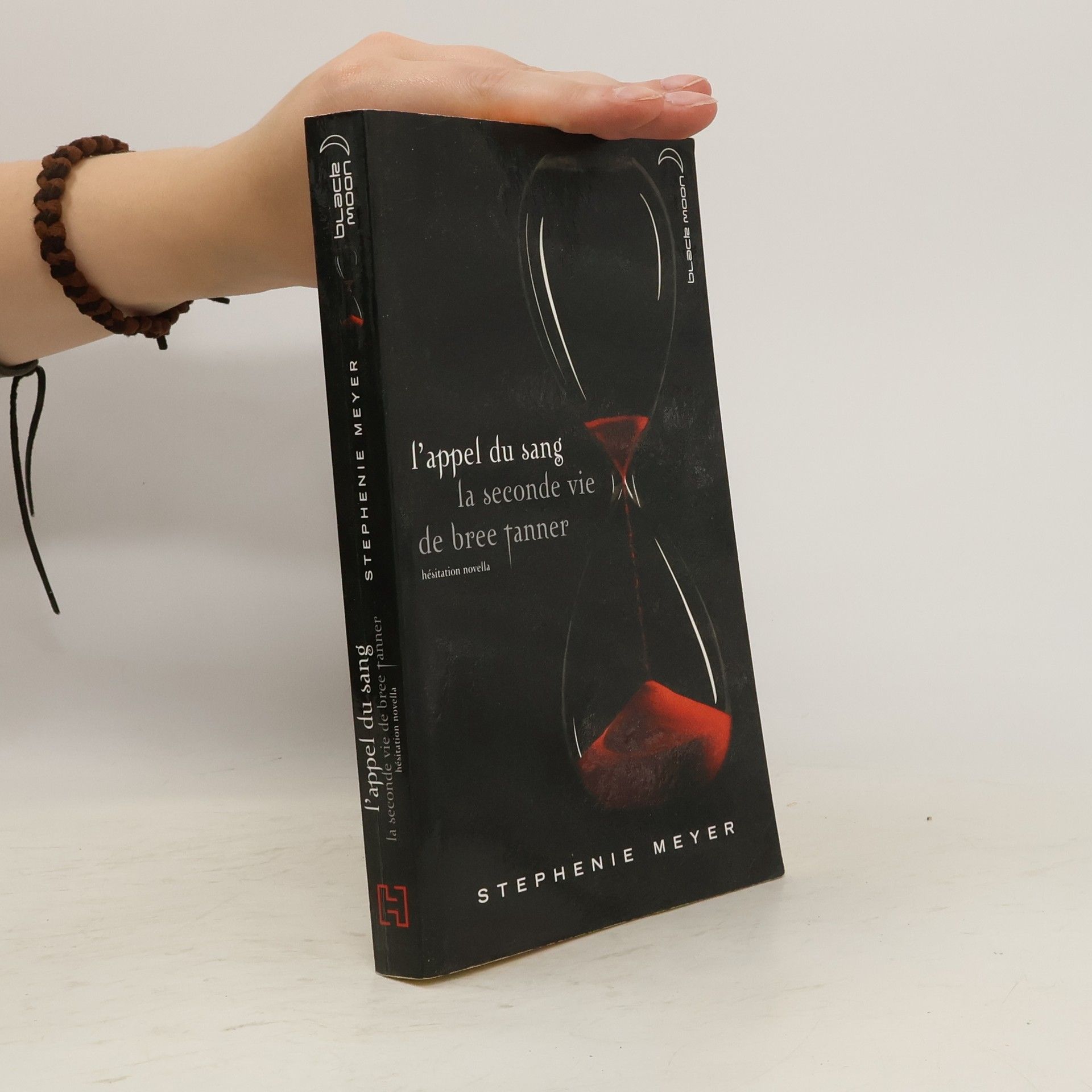 Stephenie Meyer L'appel du sang, la seconde vie de Bree Tanner - Hésitation novella