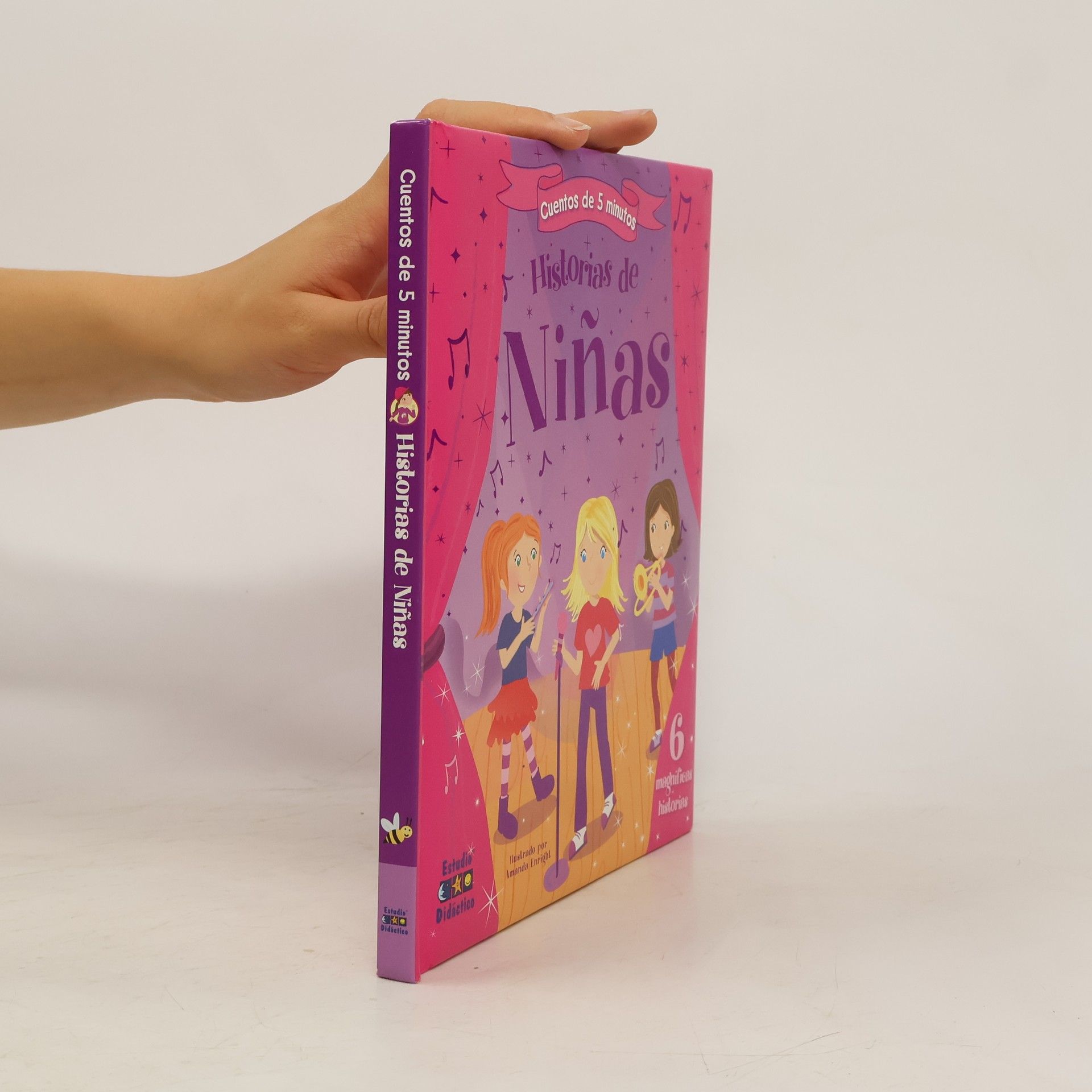 Amanda Enright Cuentos de 5 minutos: Historias de niñas