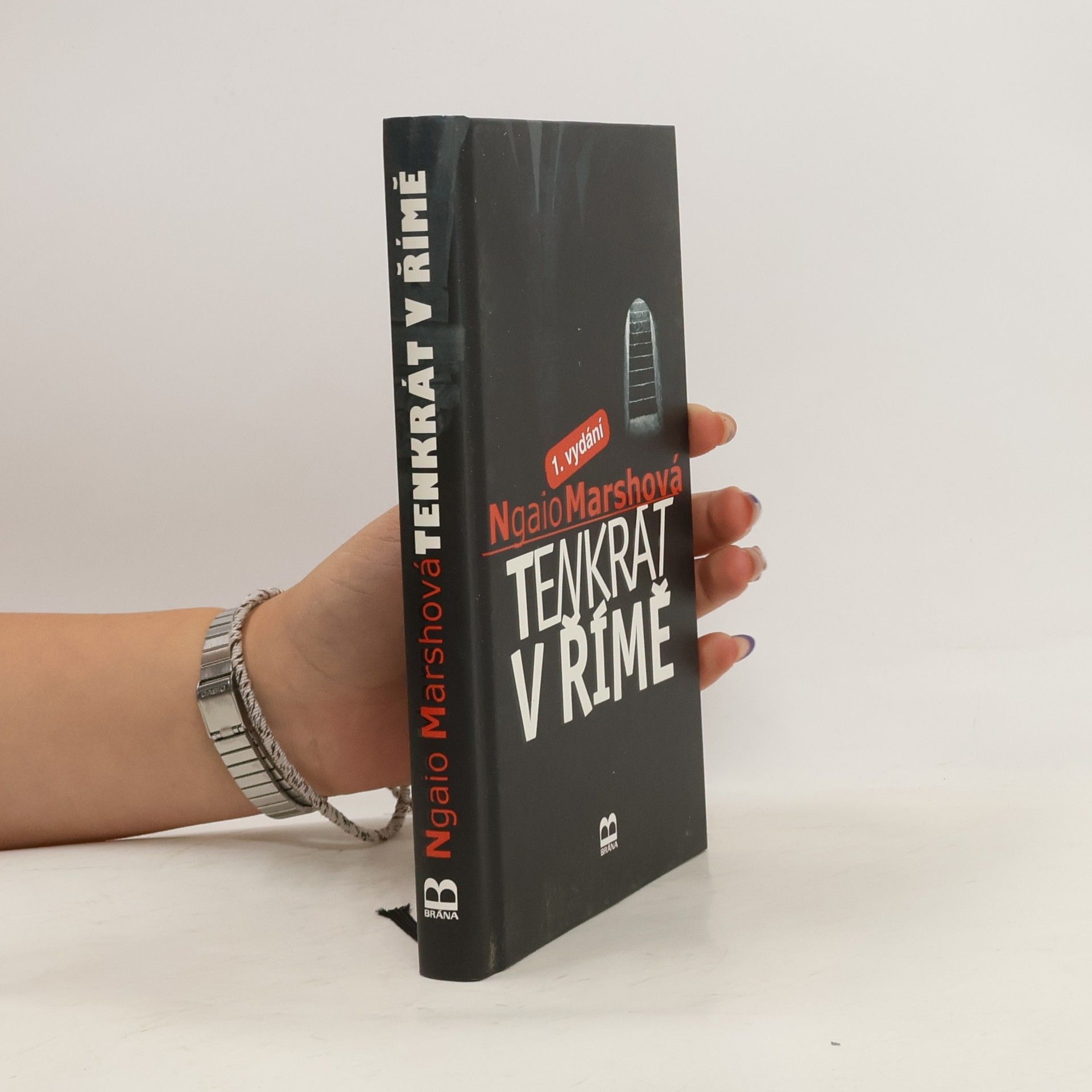 Ngaio Marsh Tenkrát v Římě