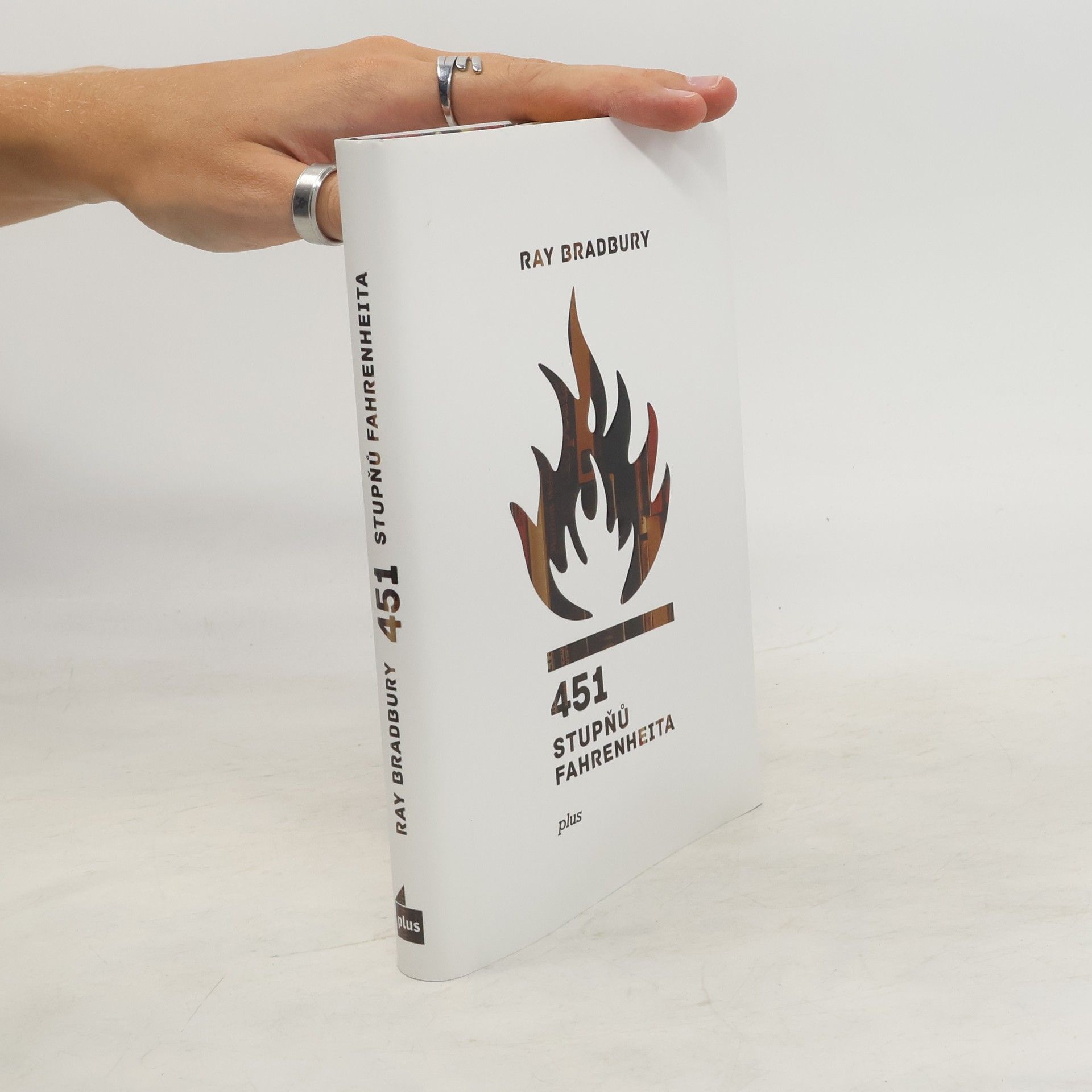 Ray Bradbury 451 stupňů Fahrenheita